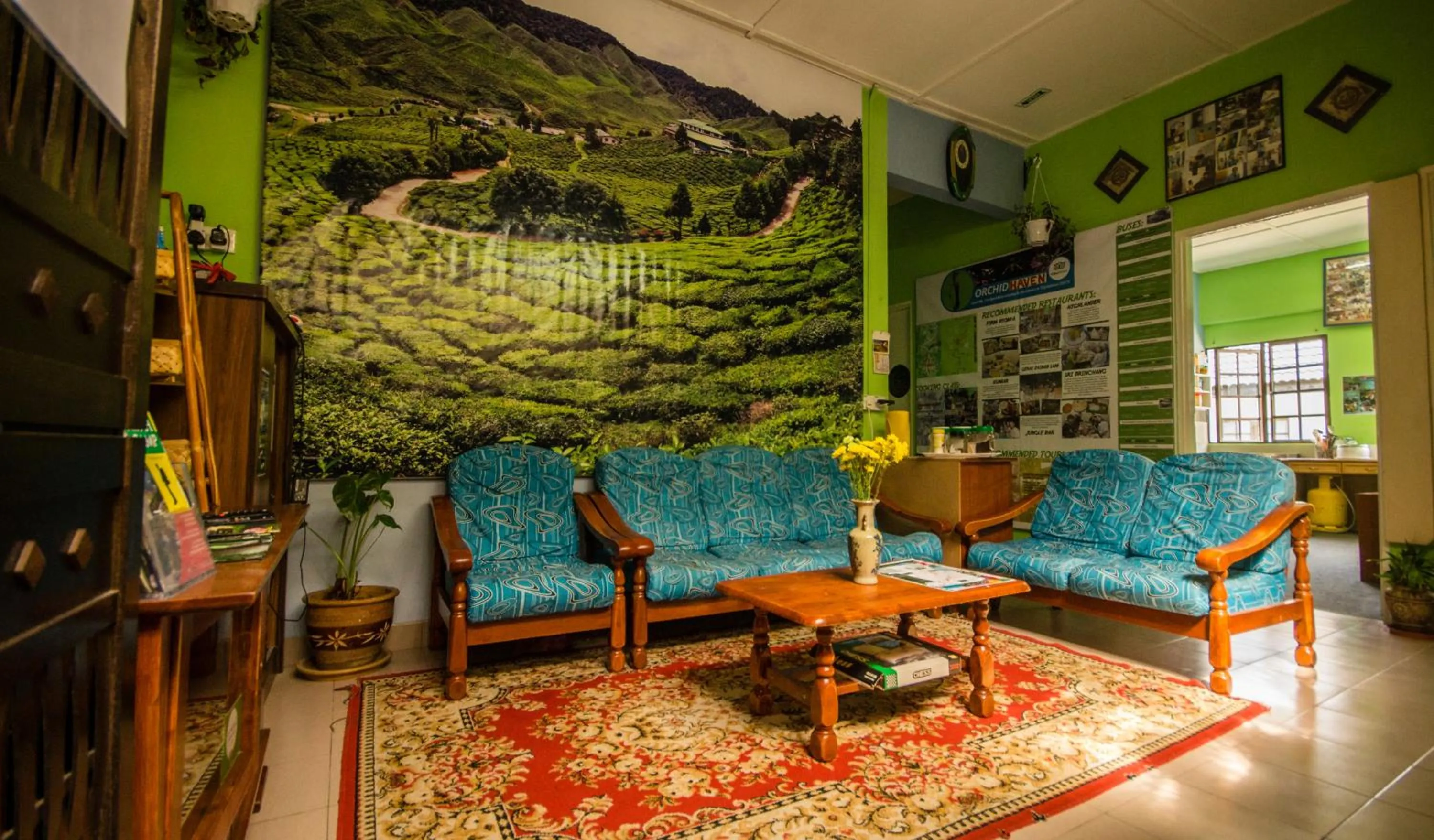 Communal lounge/ TV room in Orchid Haven