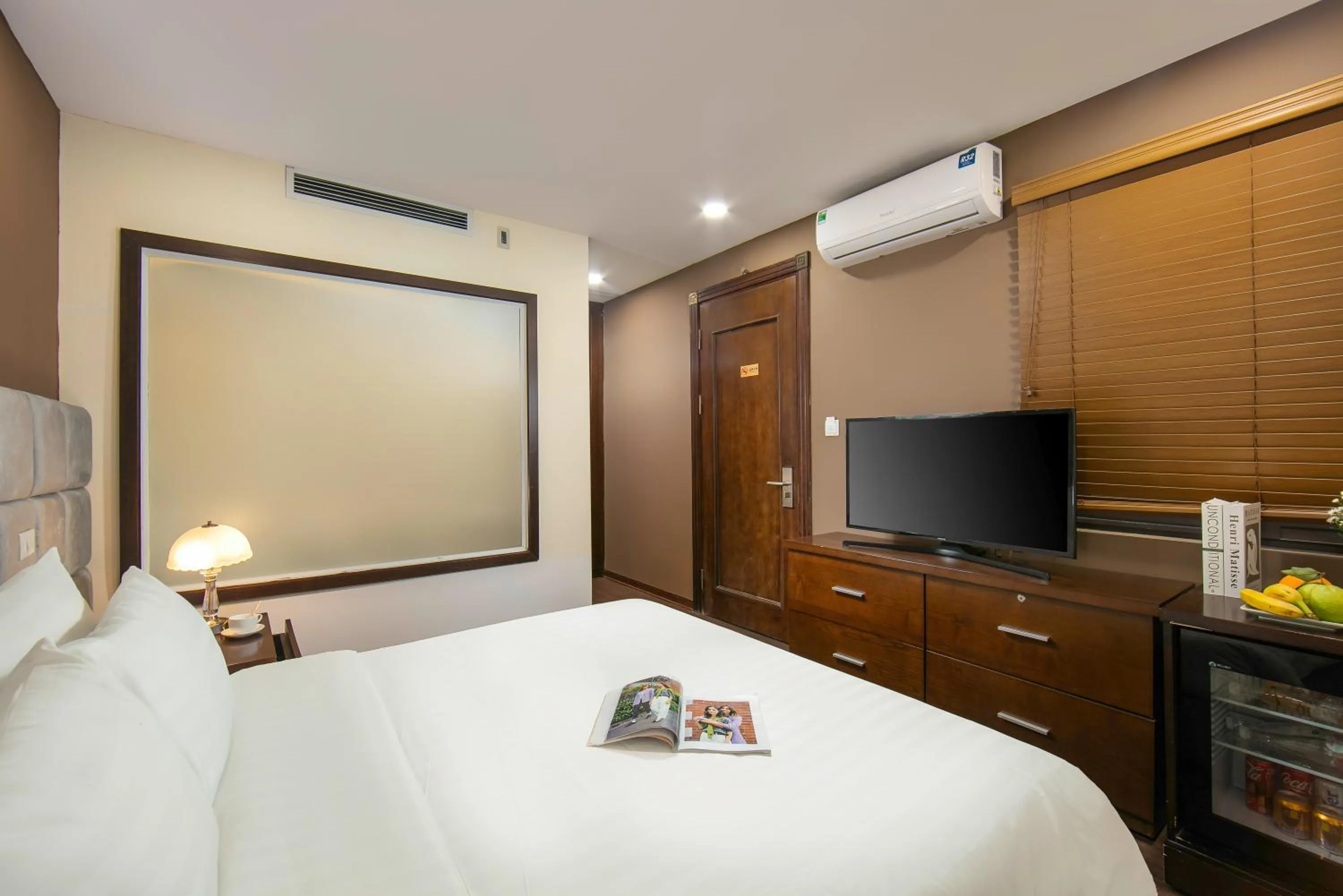 Bed in Brilliant Me Tri Hotel & Spa