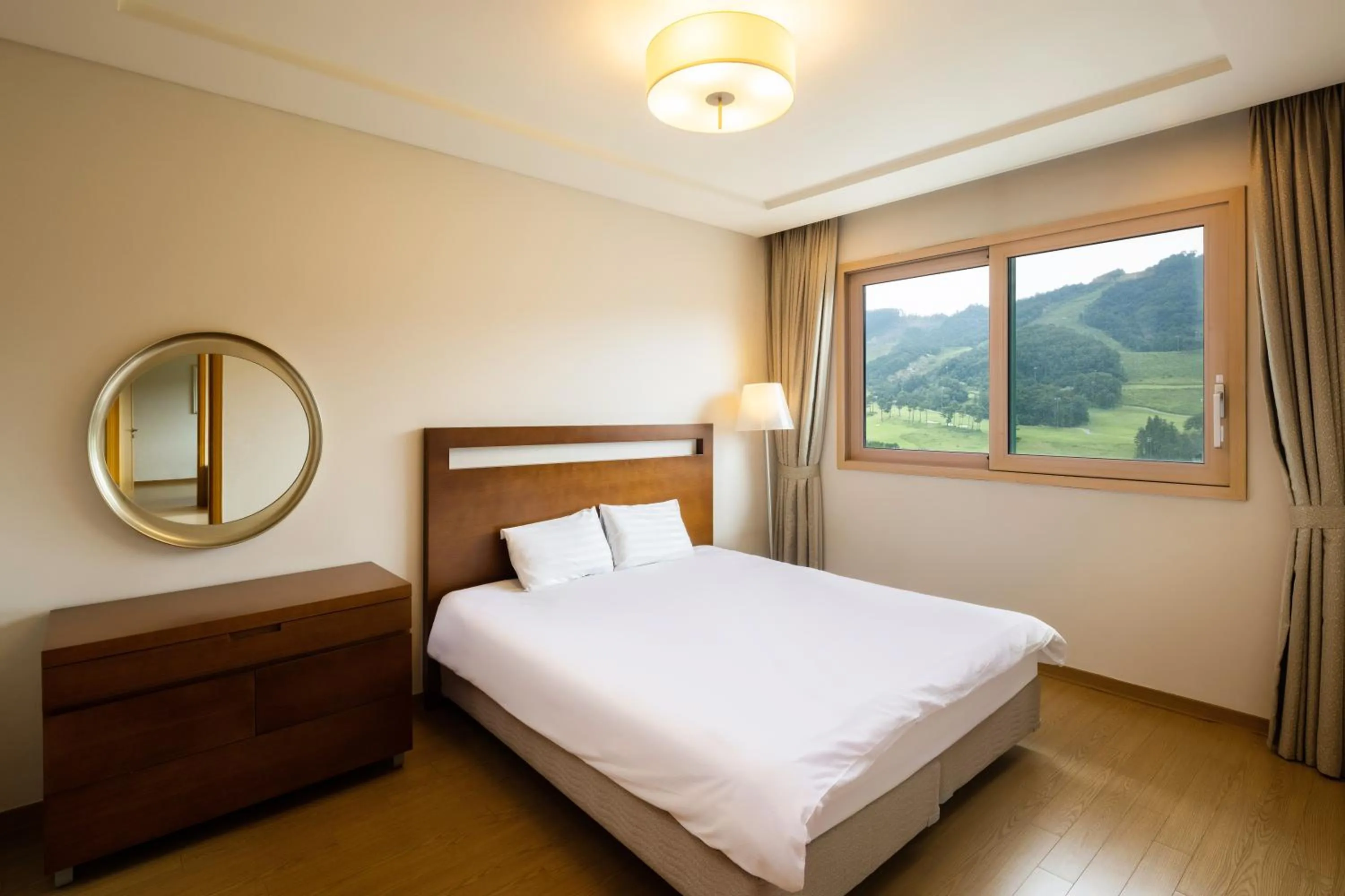 Bed in Oak Valley Resort