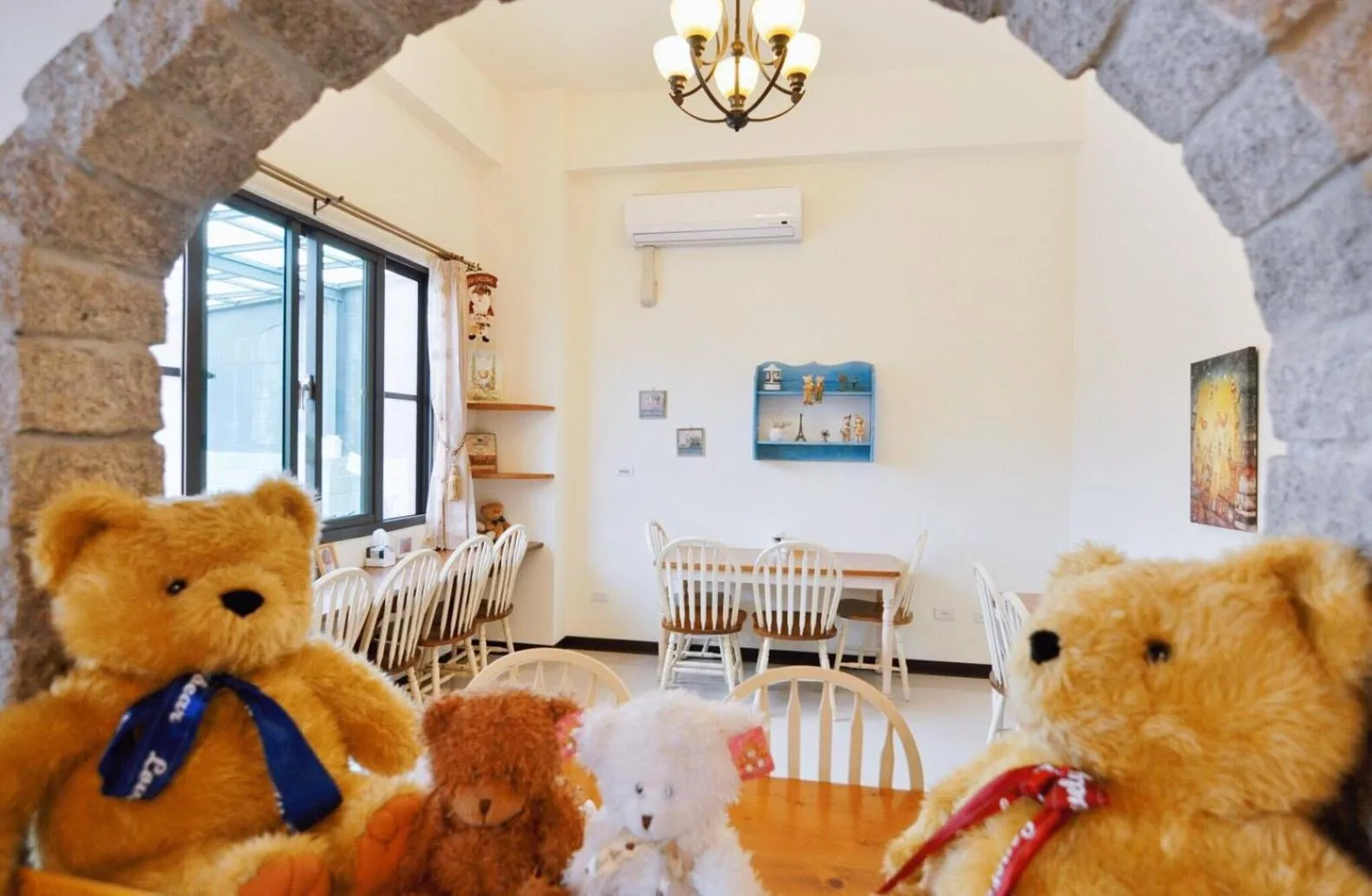 Dining area in Village Villa B&B