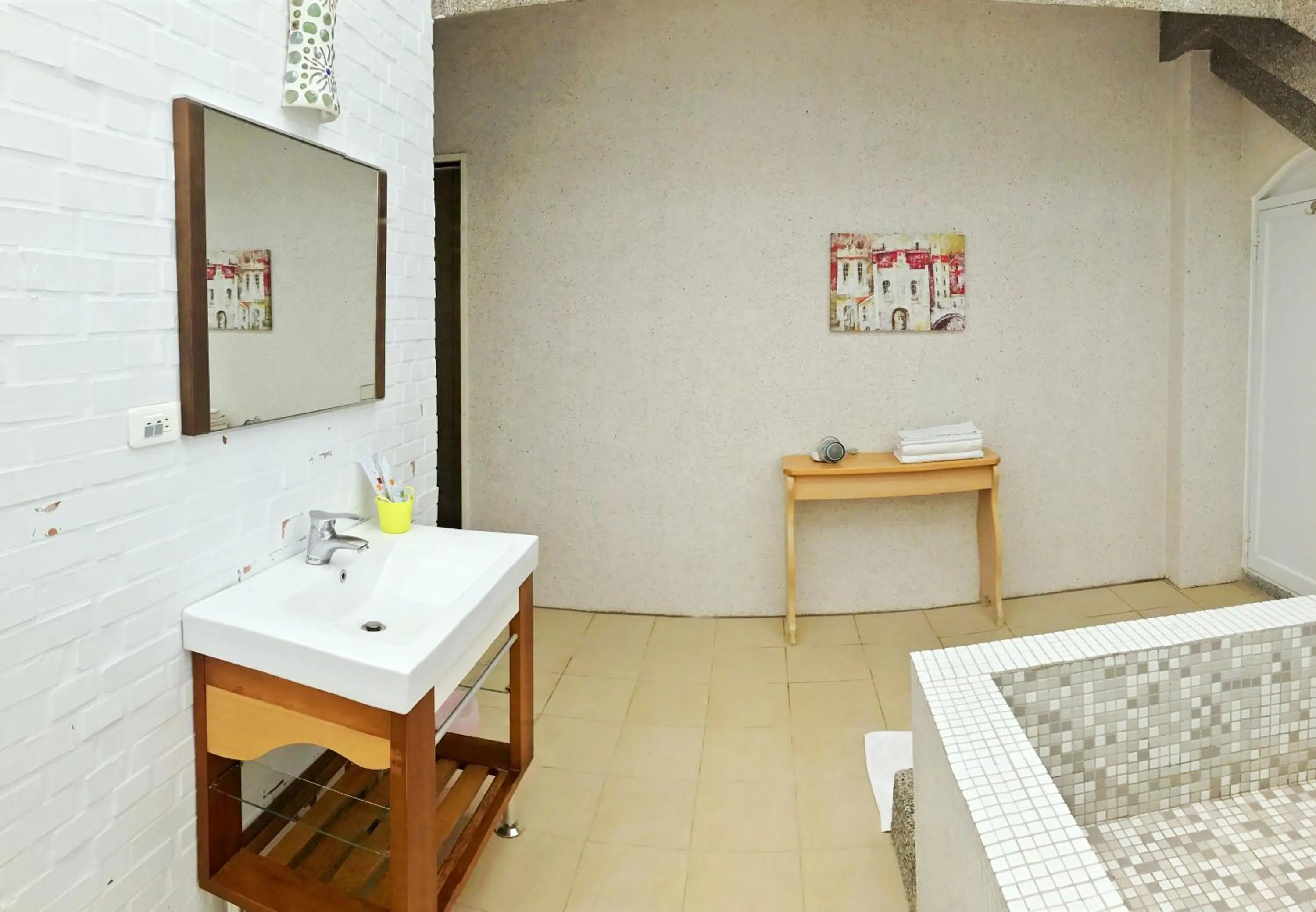 Toilet in Village Villa B&B