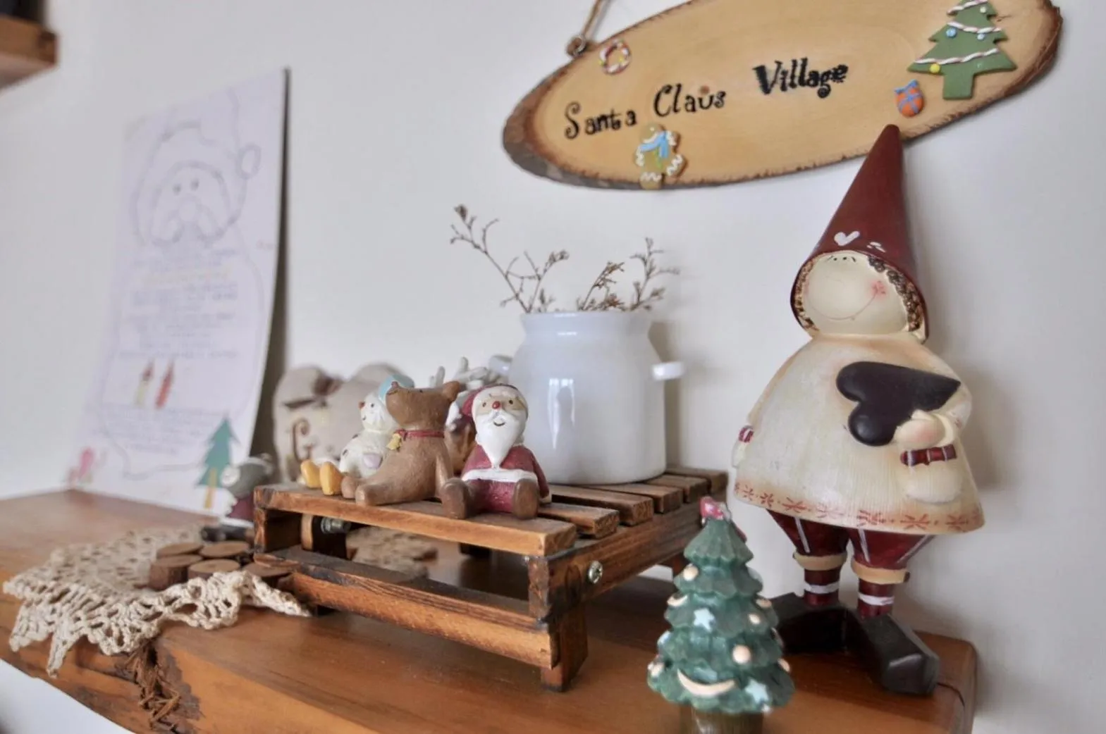 Decorative detail in Village Villa B&B