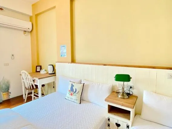 Bed in Village Villa B&B