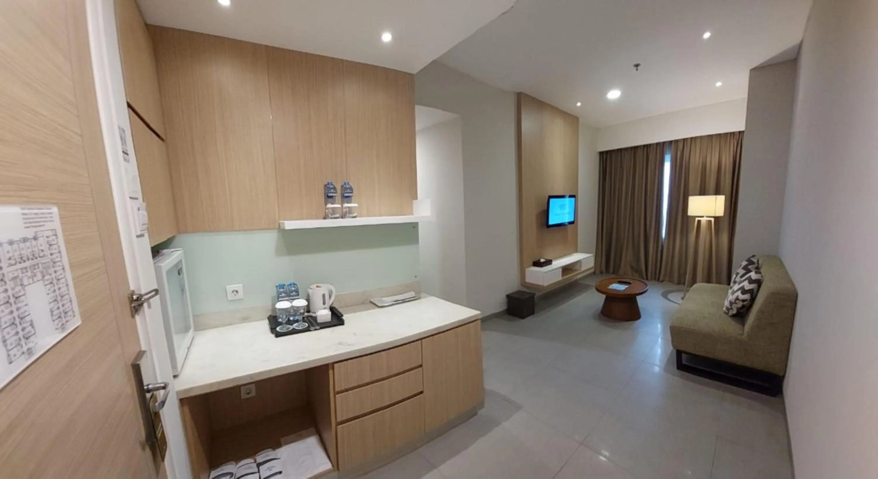 Living room in Hotel Santika Mega City Bekasi