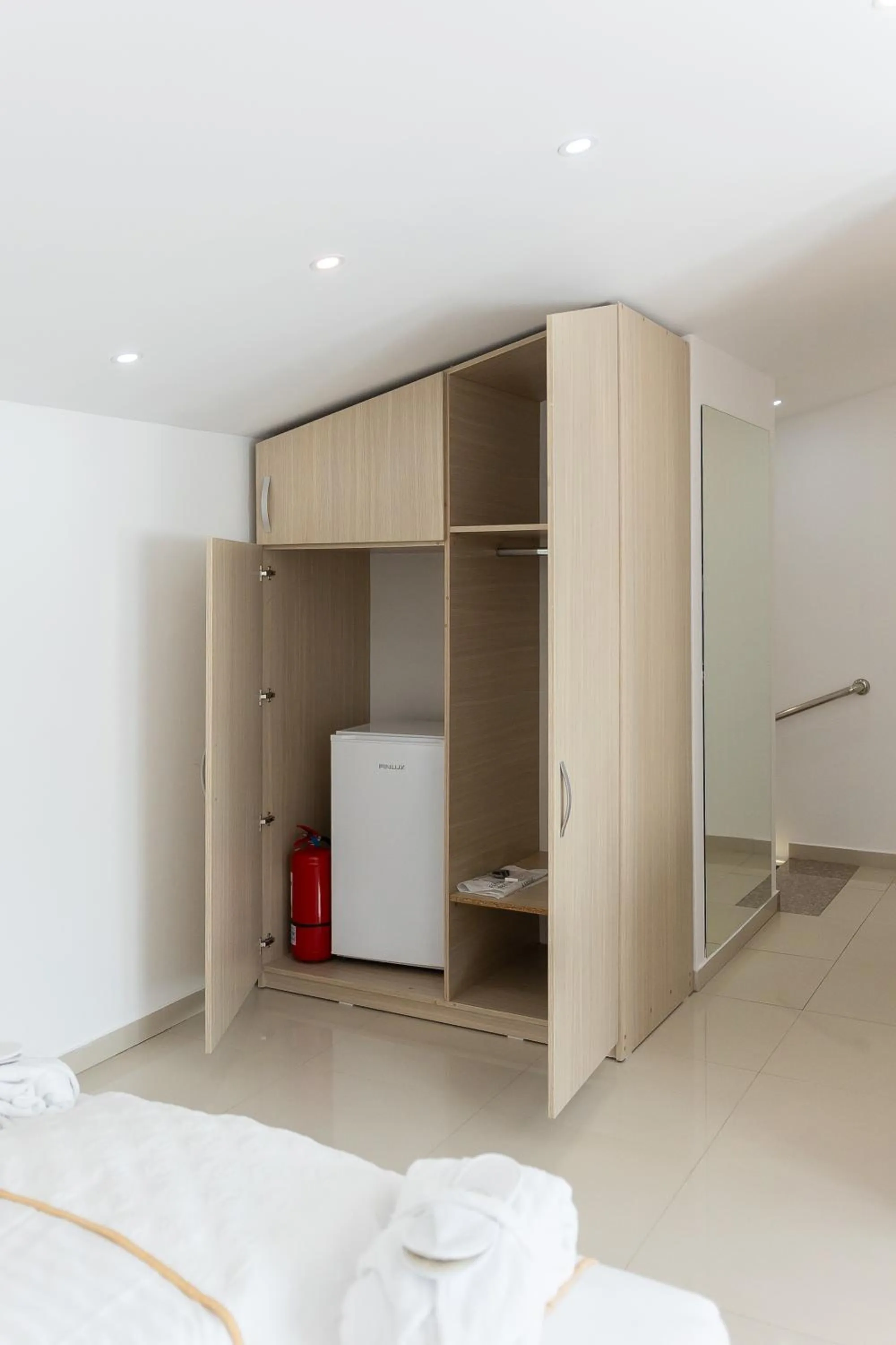 wardrobe, Bed in Hotel Christina Plus