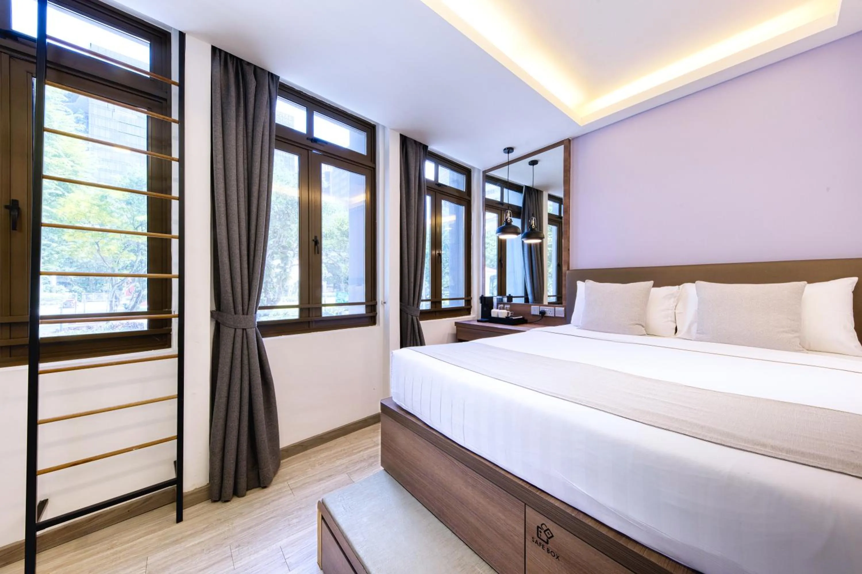 Photo of the whole room, Bed in Habyt Clarke Quay - Previously Champion City