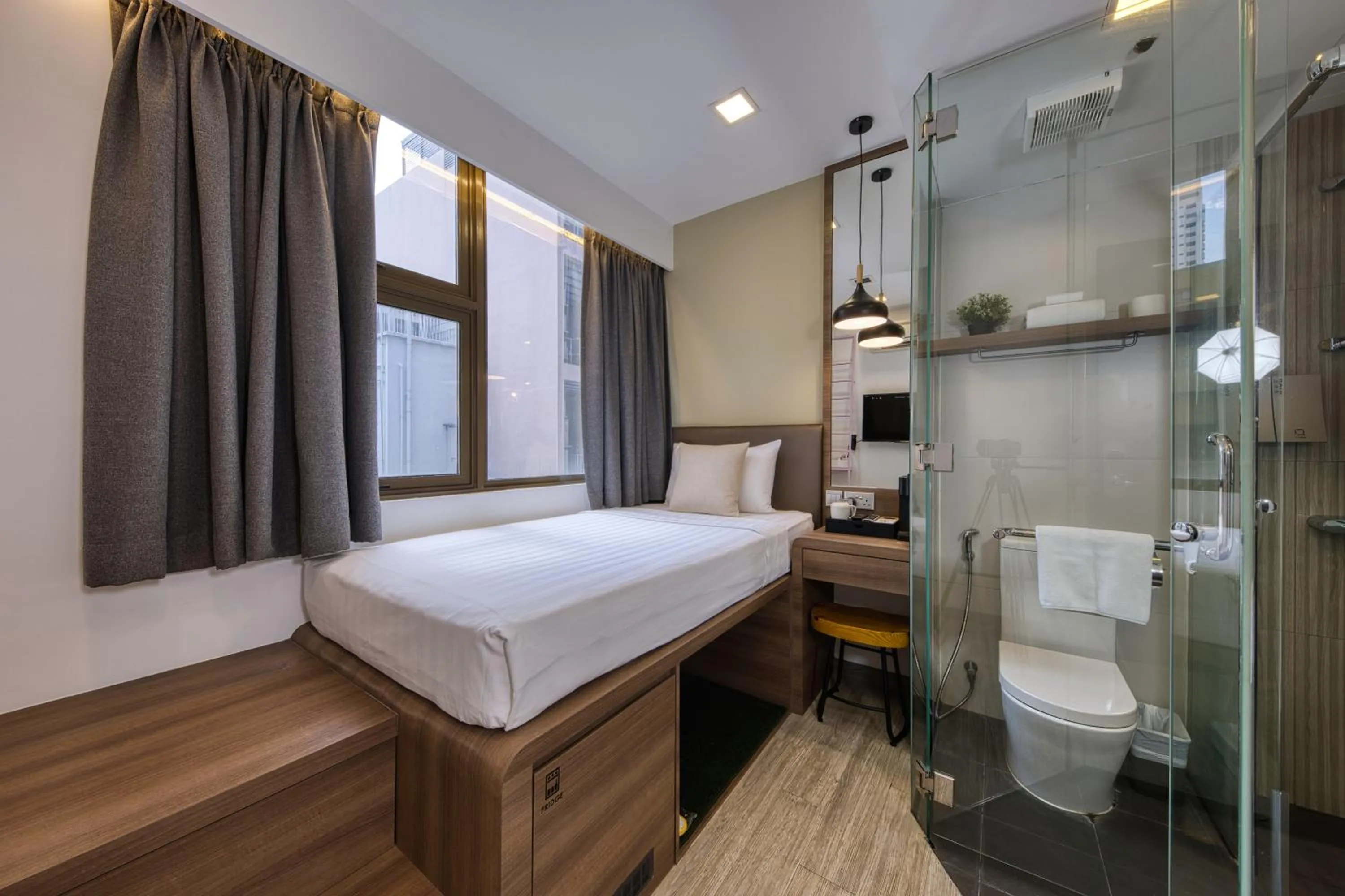 Photo of the whole room, Bed in Habyt Clarke Quay - Previously Champion City