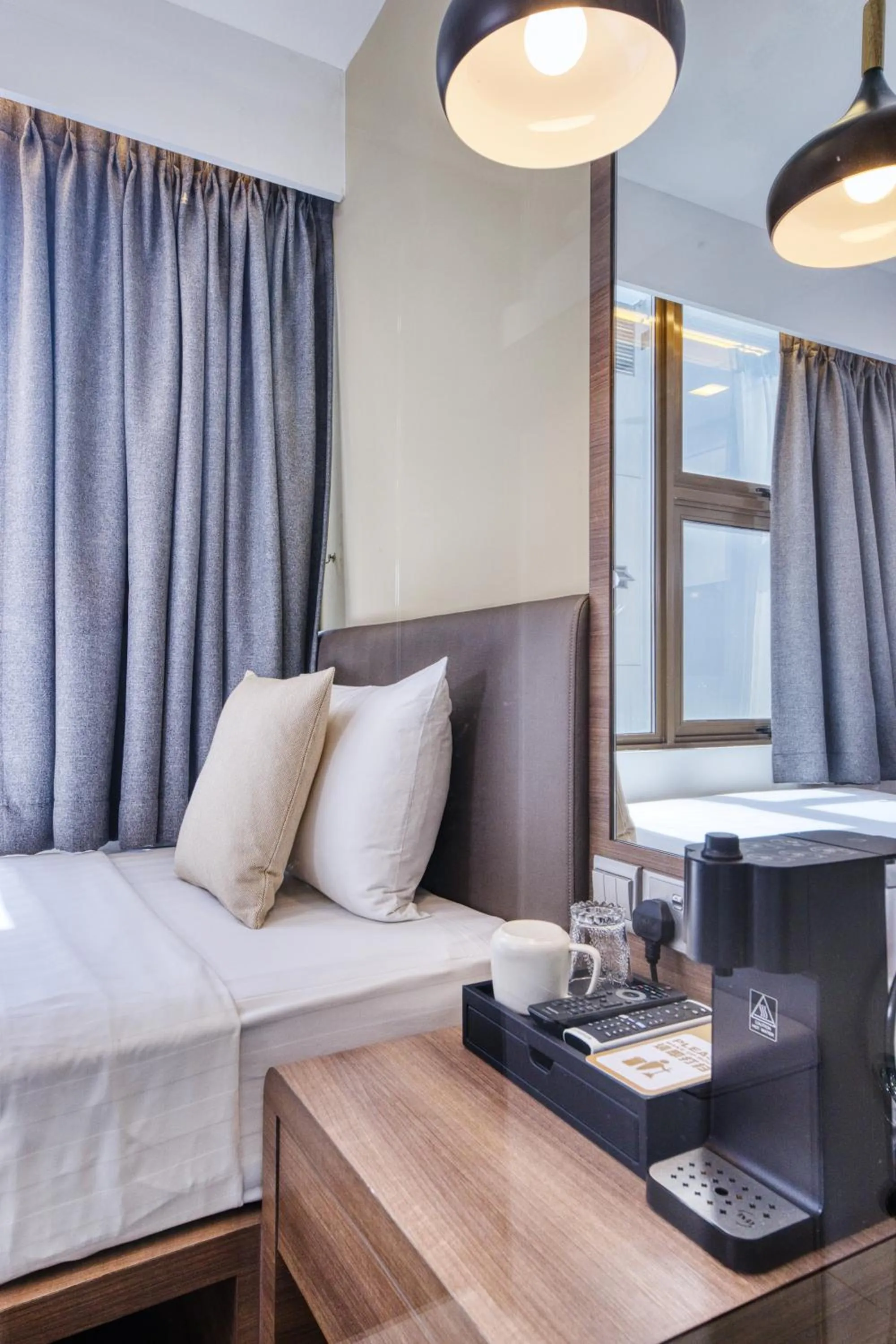 Bedroom, Bed in Habyt Clarke Quay - Previously Champion City