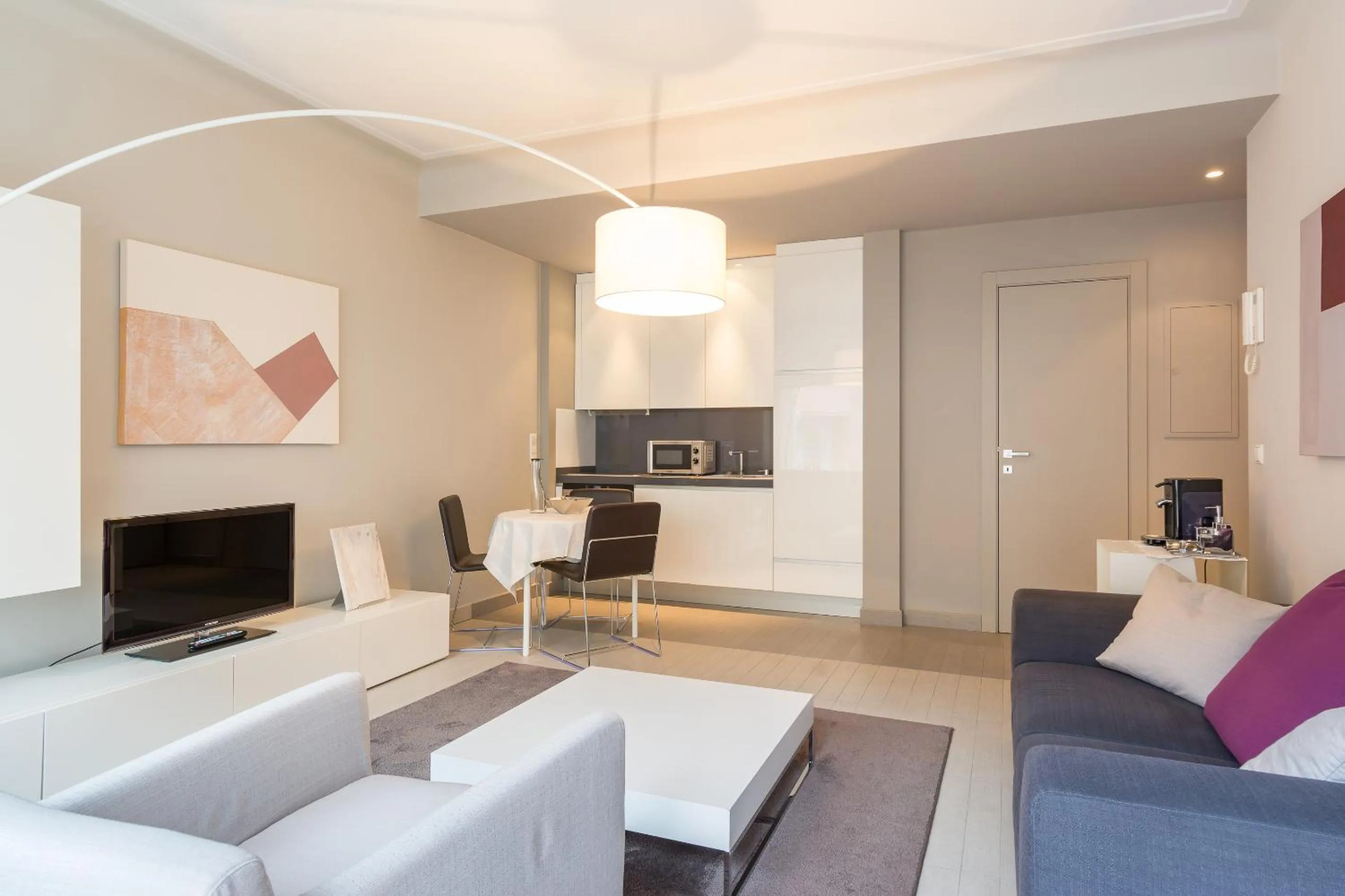 Four Stars Aparthotel