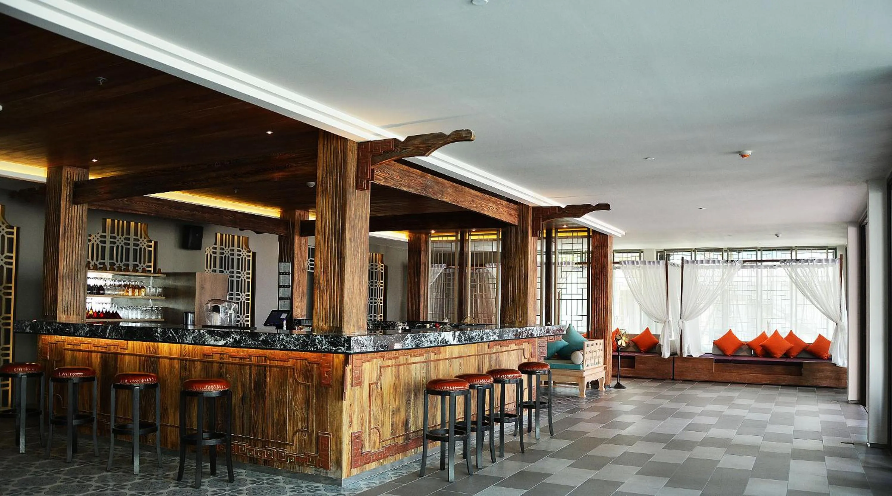 Lounge or bar in Fusion Suites Phuket Patong