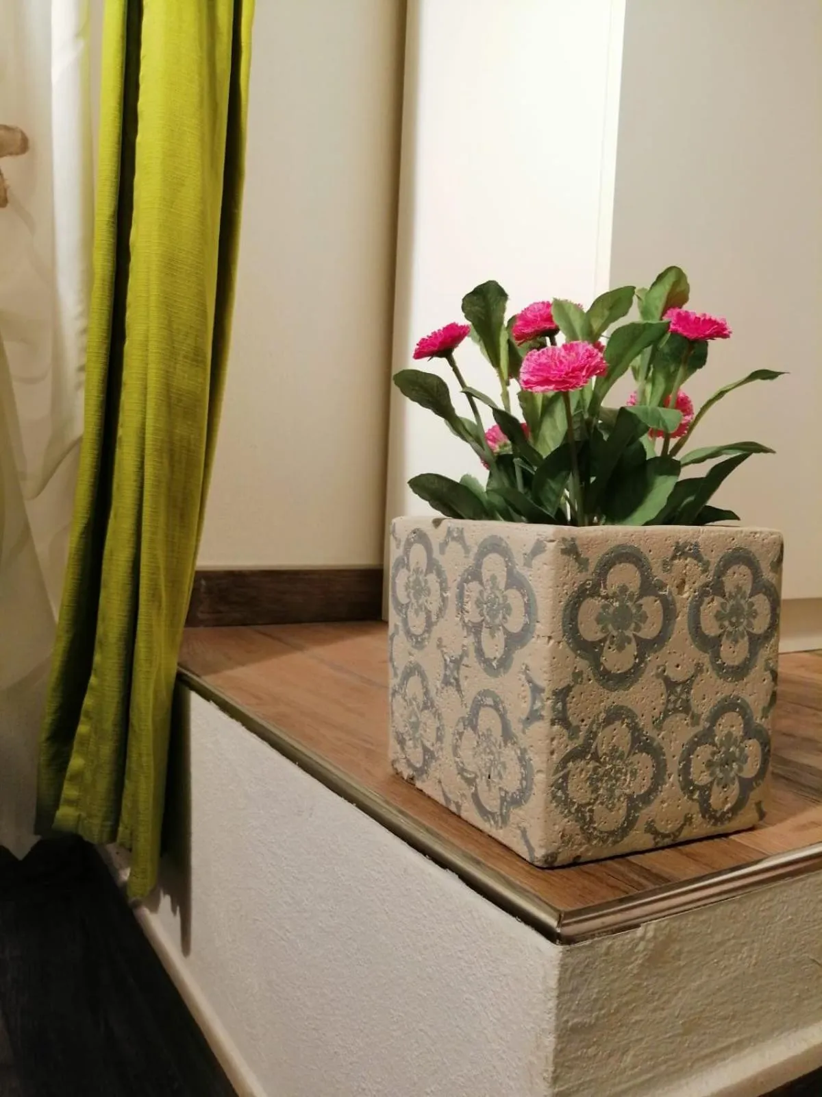 Decorative detail in Il Murice