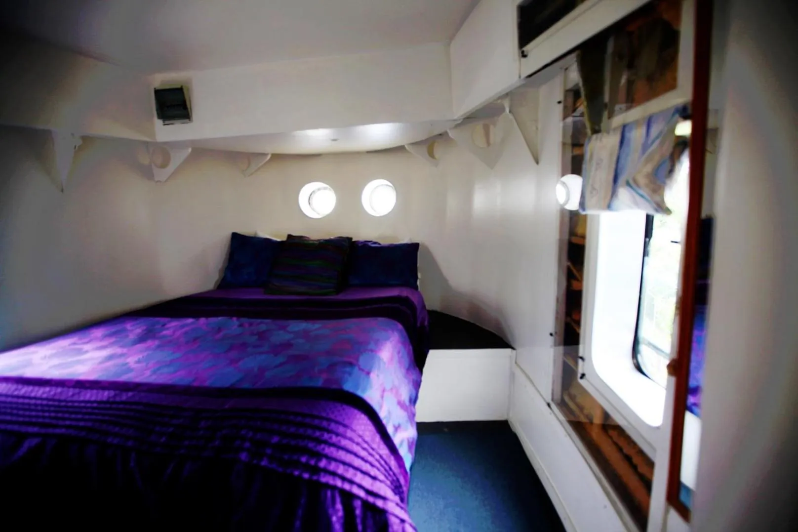 Bed in Woodlyn Park Motel