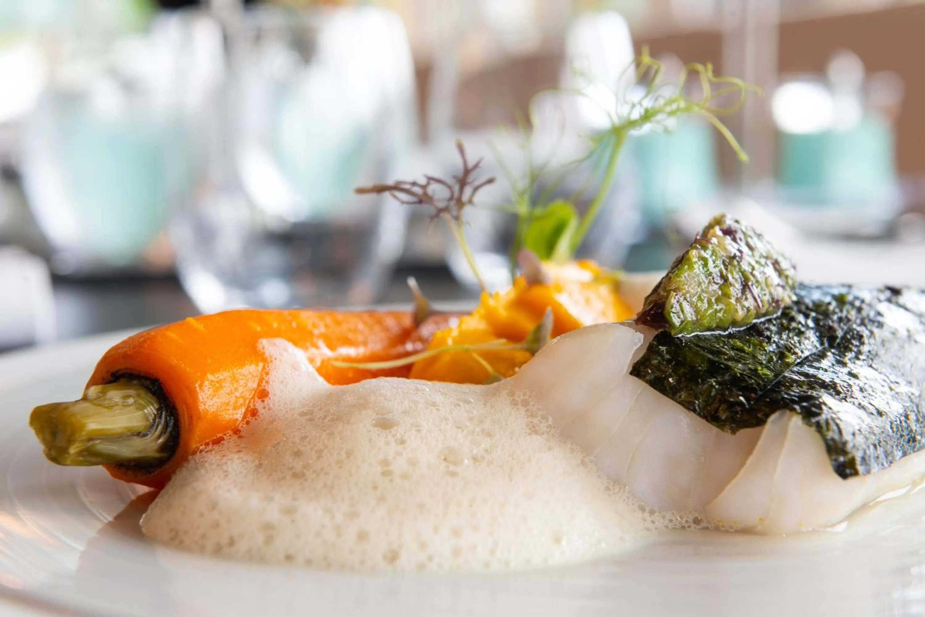 Restaurant/places to eat in Hôtel Omnubo Collection