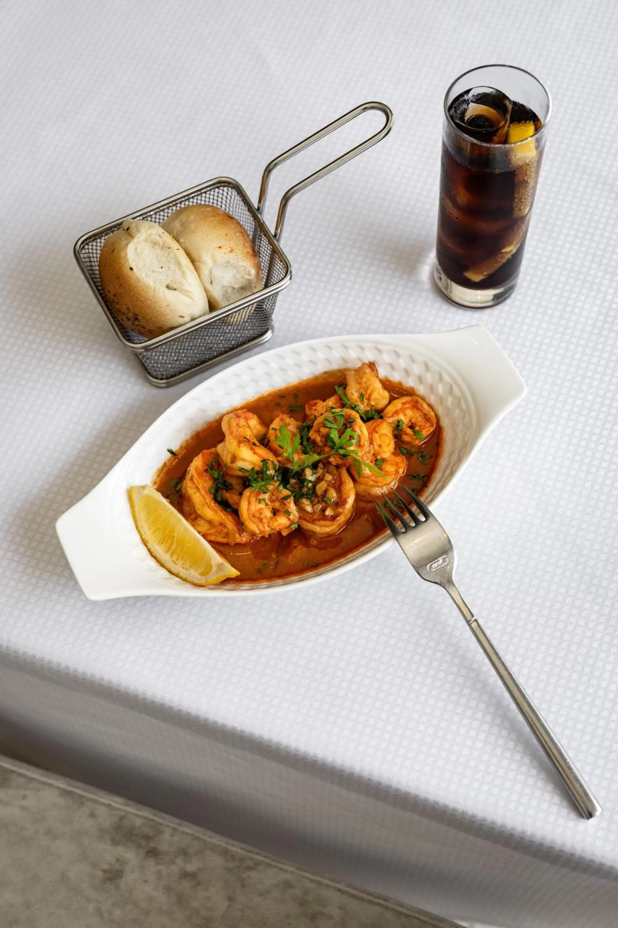 Food and drinks in Palmeiras Suite Hotel