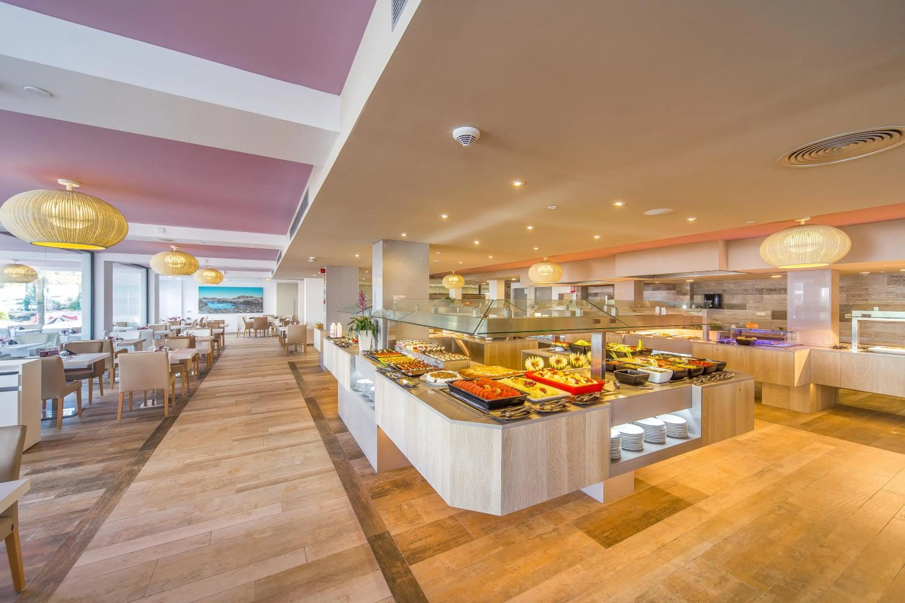 Restaurant/places to eat in Marins Playa