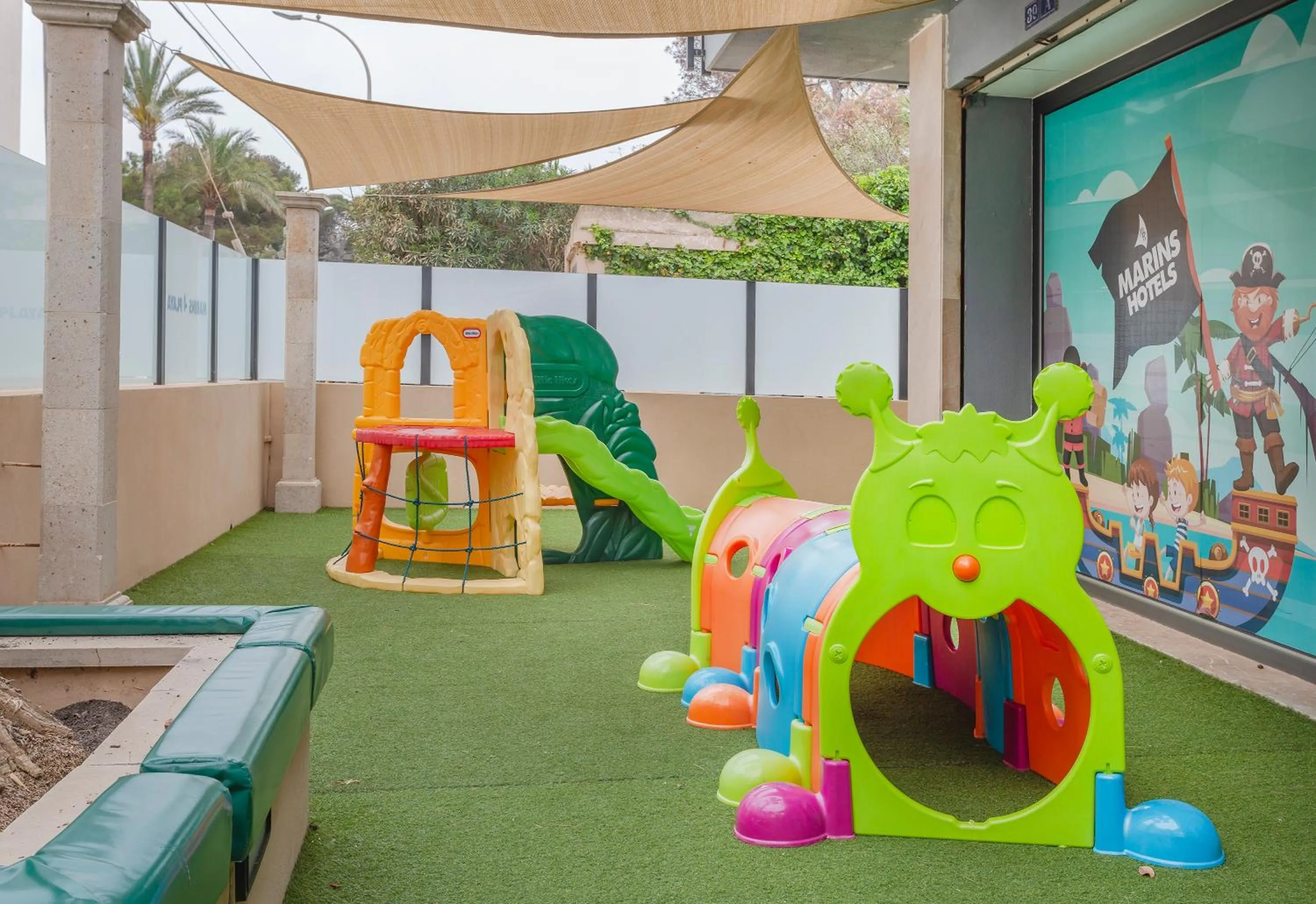 Game Room in Marins Playa