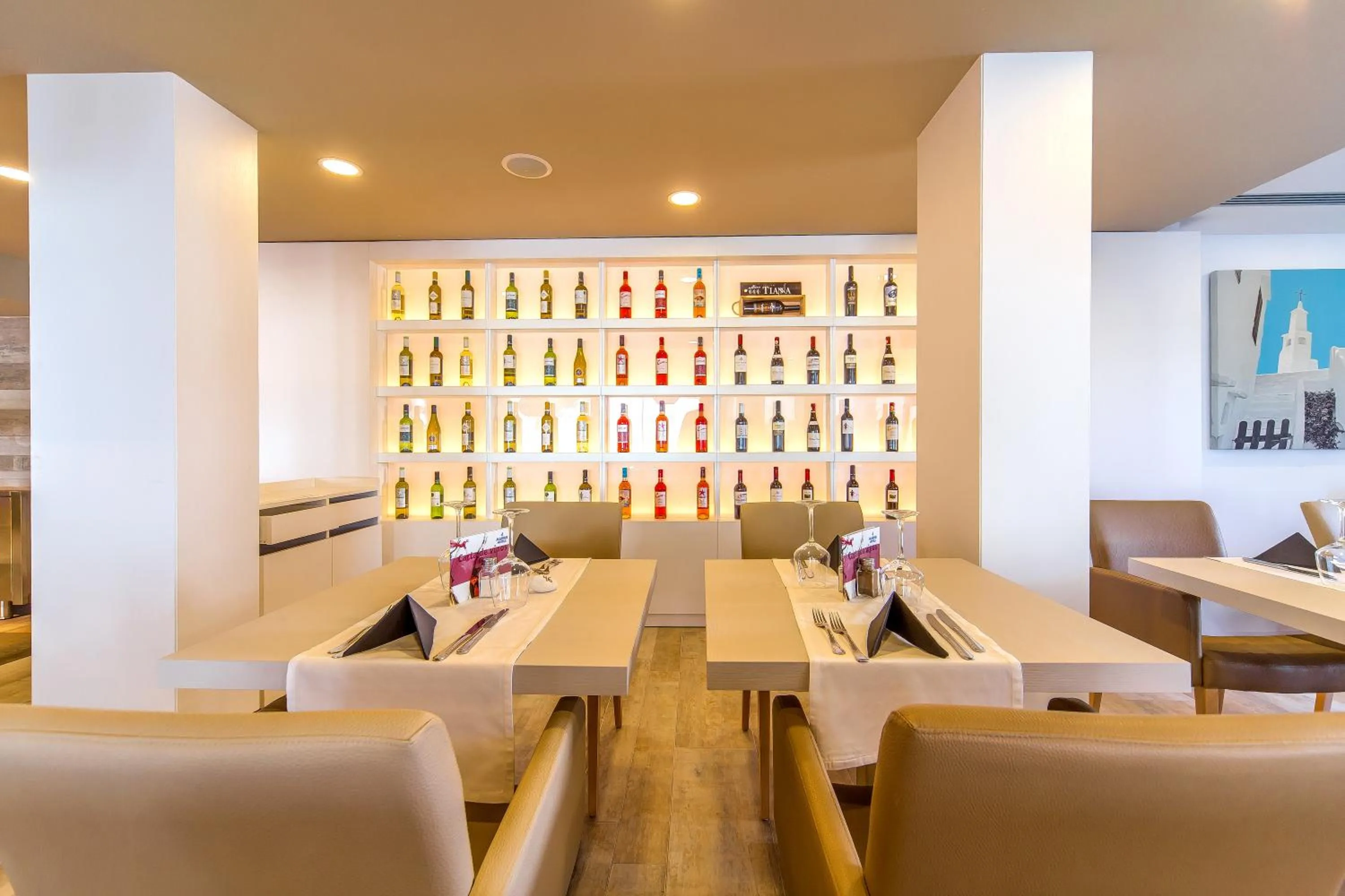 Restaurant/places to eat in Marins Playa