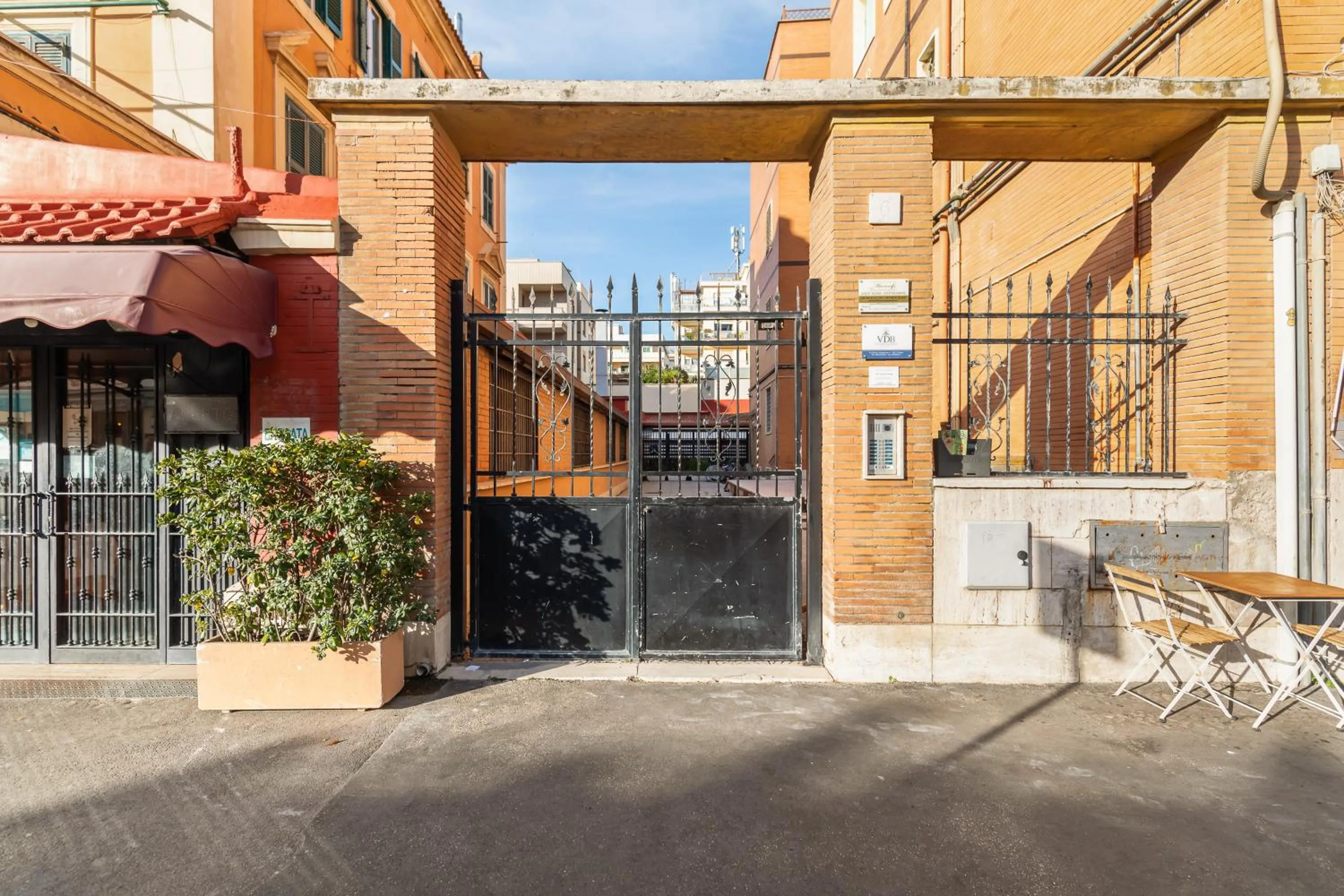 Property building in Guest House Maison 6