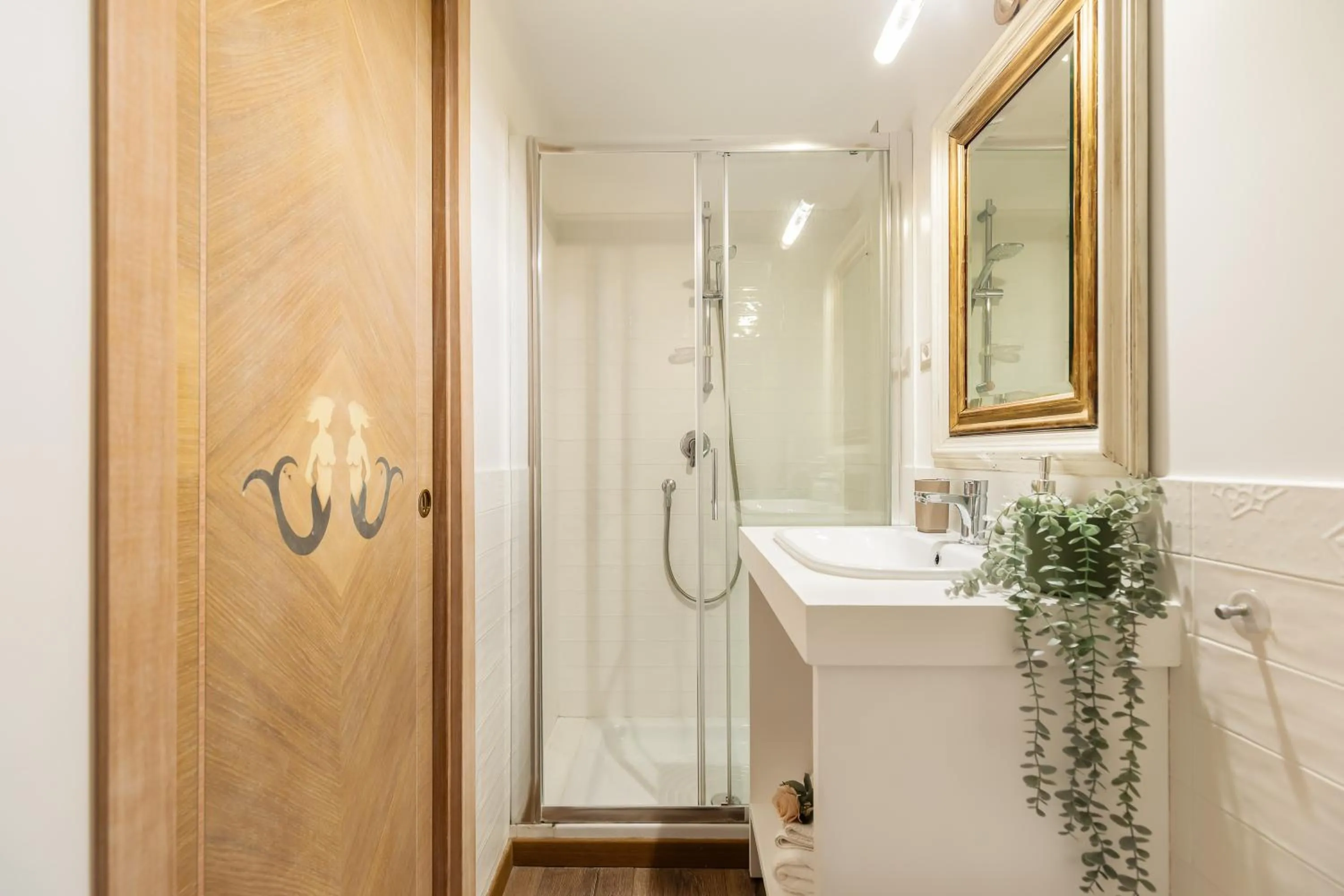 Shower in Guest House Maison 6