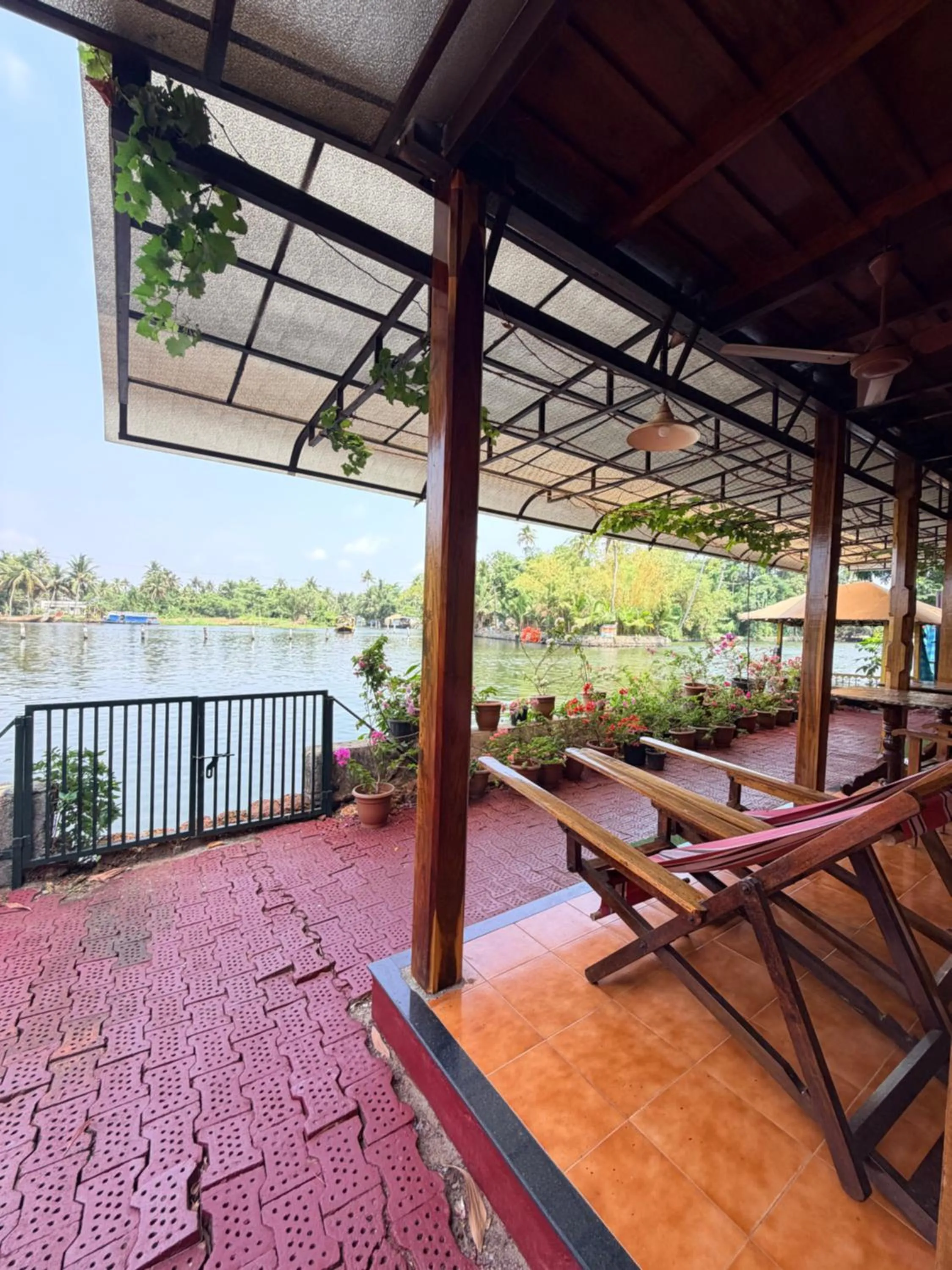Lower Floor Base Room in Malayalam Lake Resort