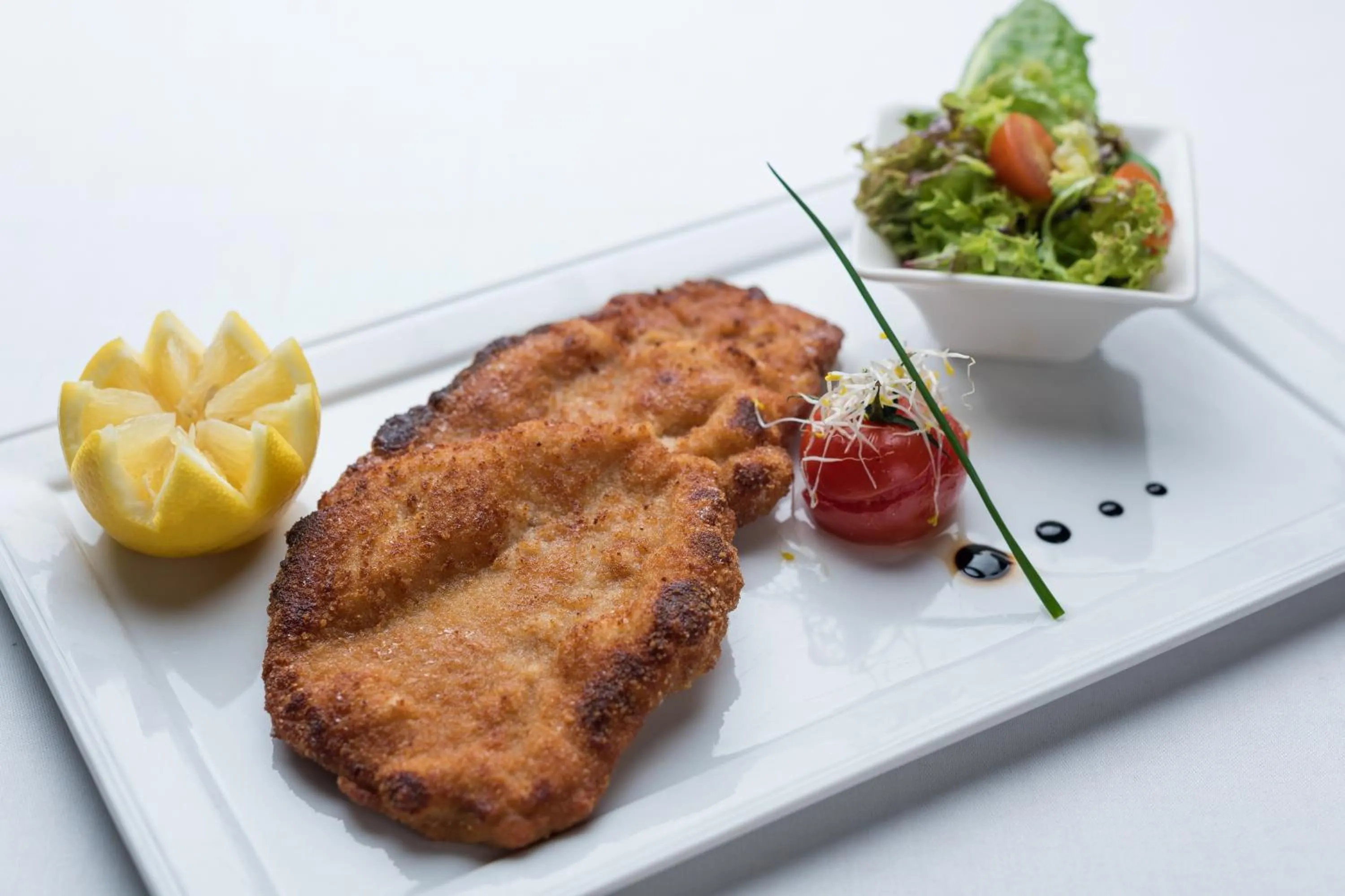 Restaurant/places to eat in DoubleTree by Hilton Luxembourg