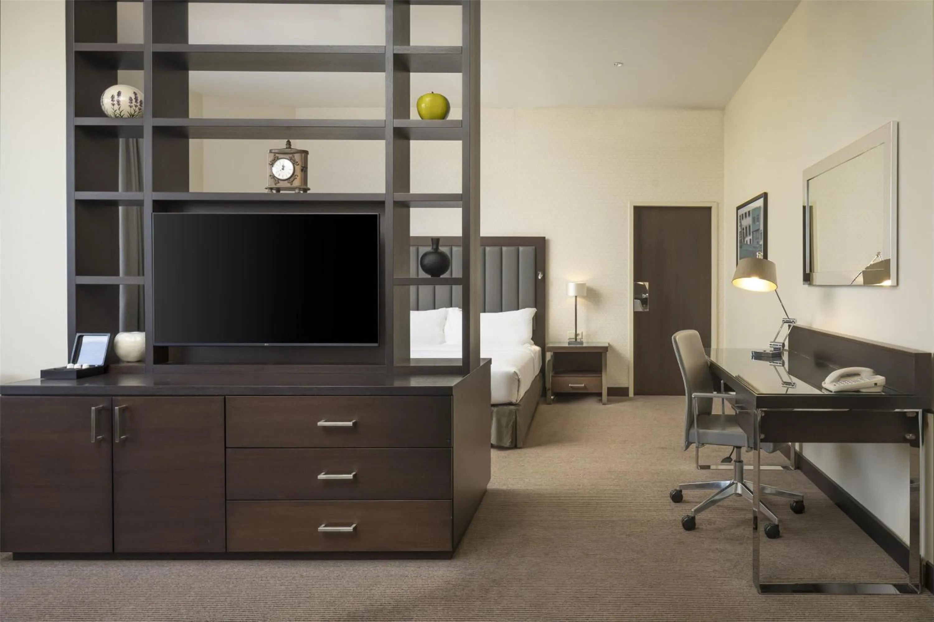 Bed in DoubleTree by Hilton Luxembourg