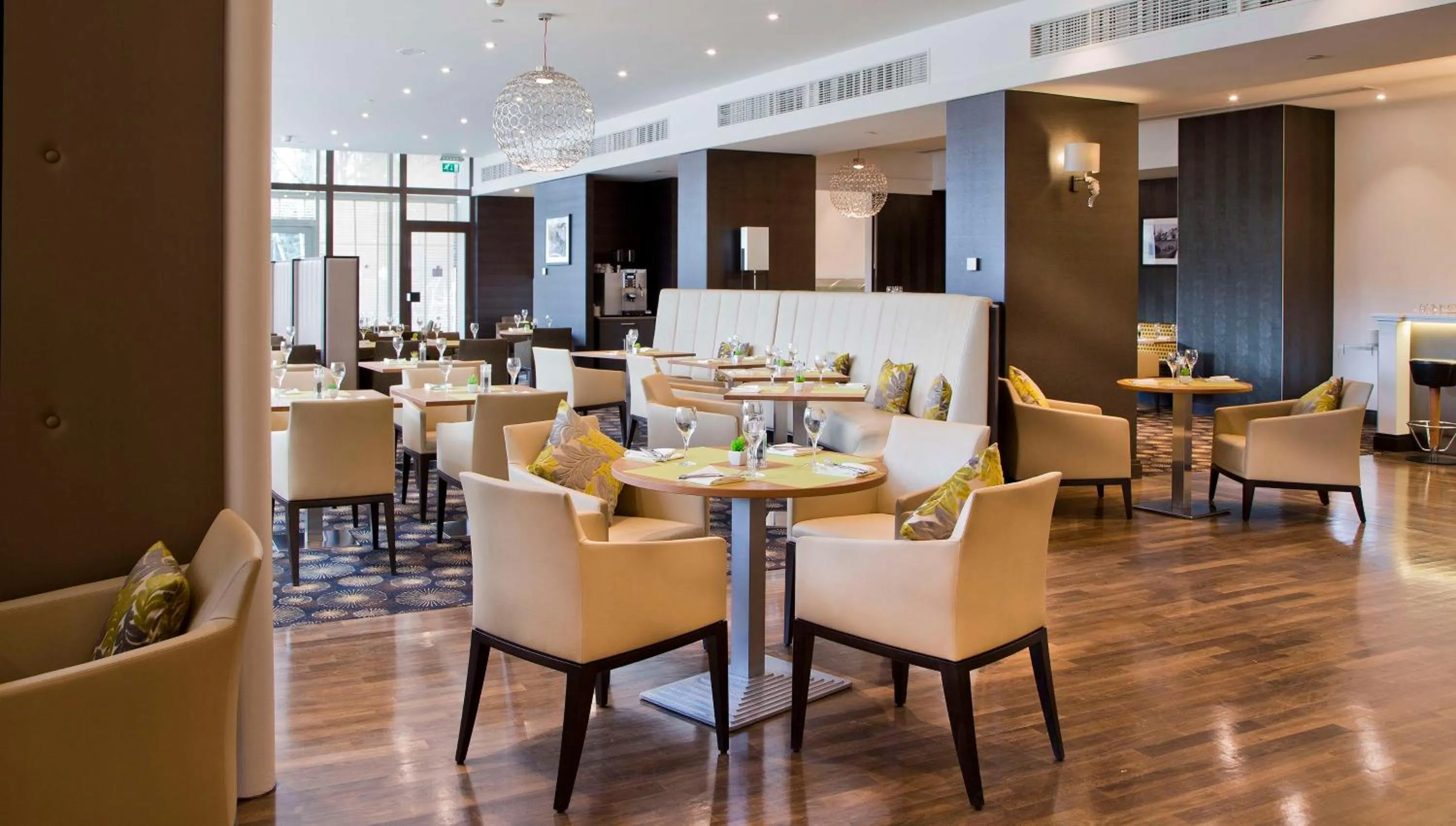 Restaurant/places to eat in DoubleTree by Hilton Luxembourg