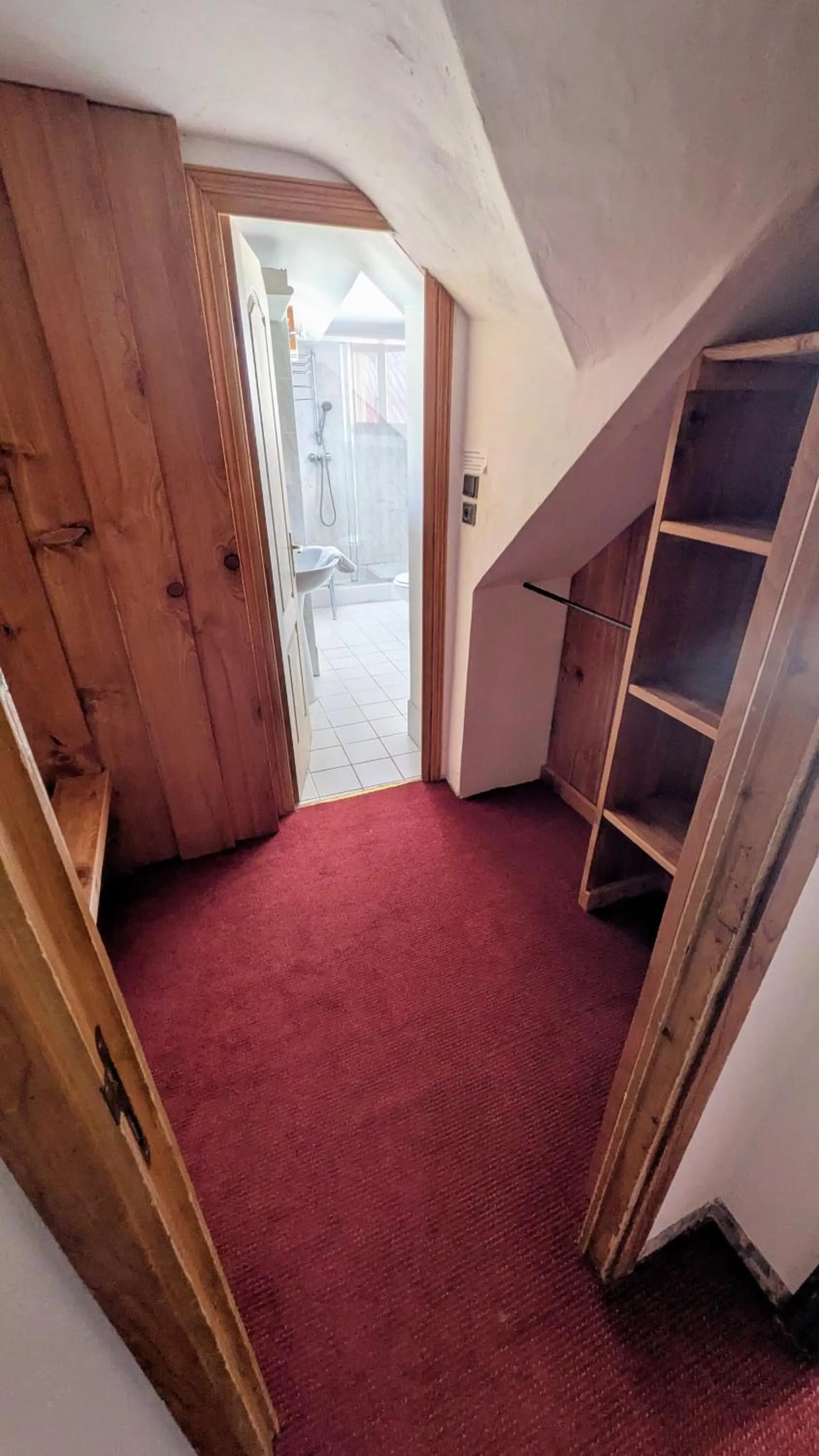 Photo of the whole room in Le Bataclan