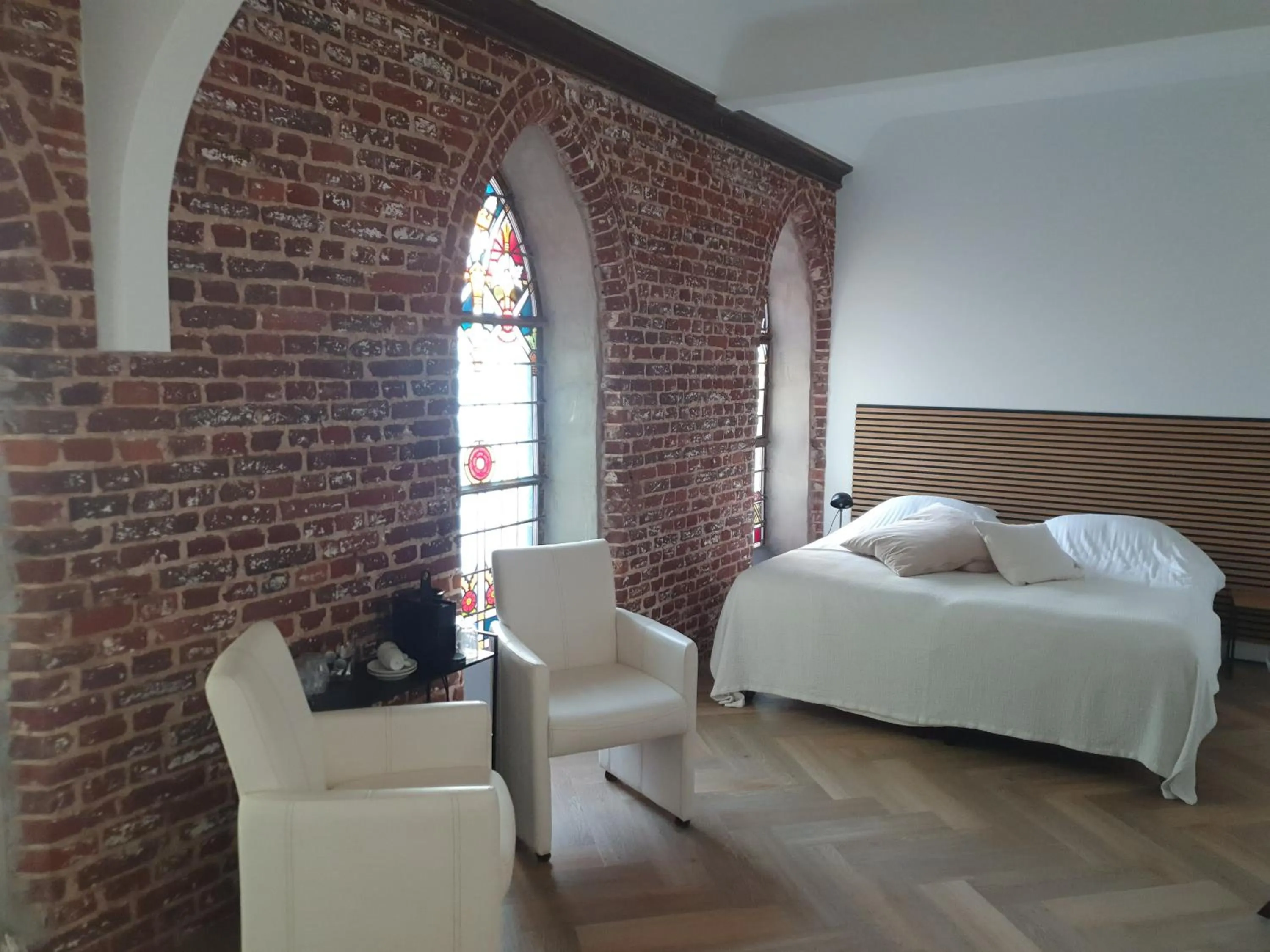 Seating area, Bed in B&B - Eetcafe - Riekelt