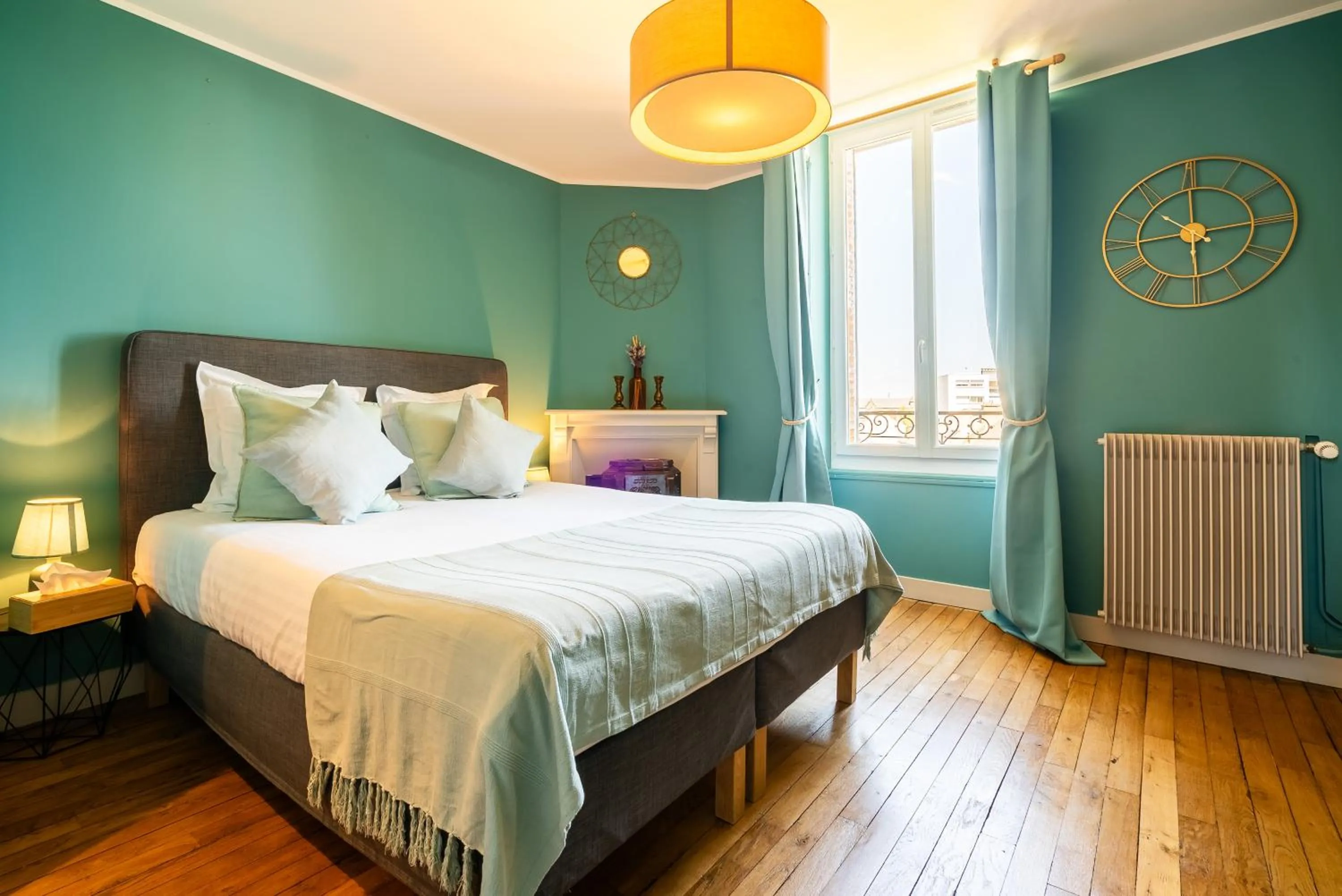 Bed in Dupain & Dubeurre Appart'hôtel - Parking en supp