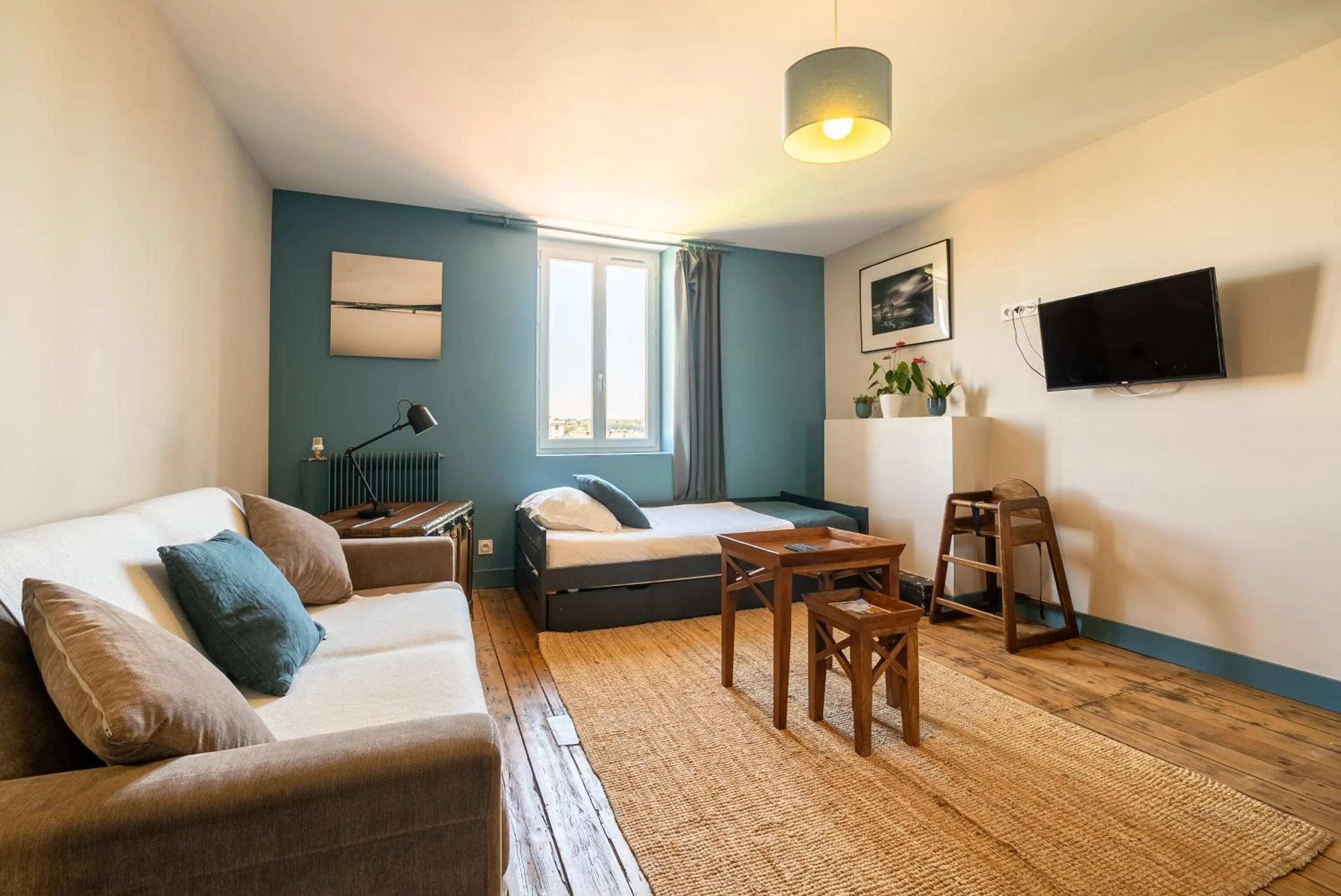 Bed in Dupain & Dubeurre Appart'hôtel - Parking en supp