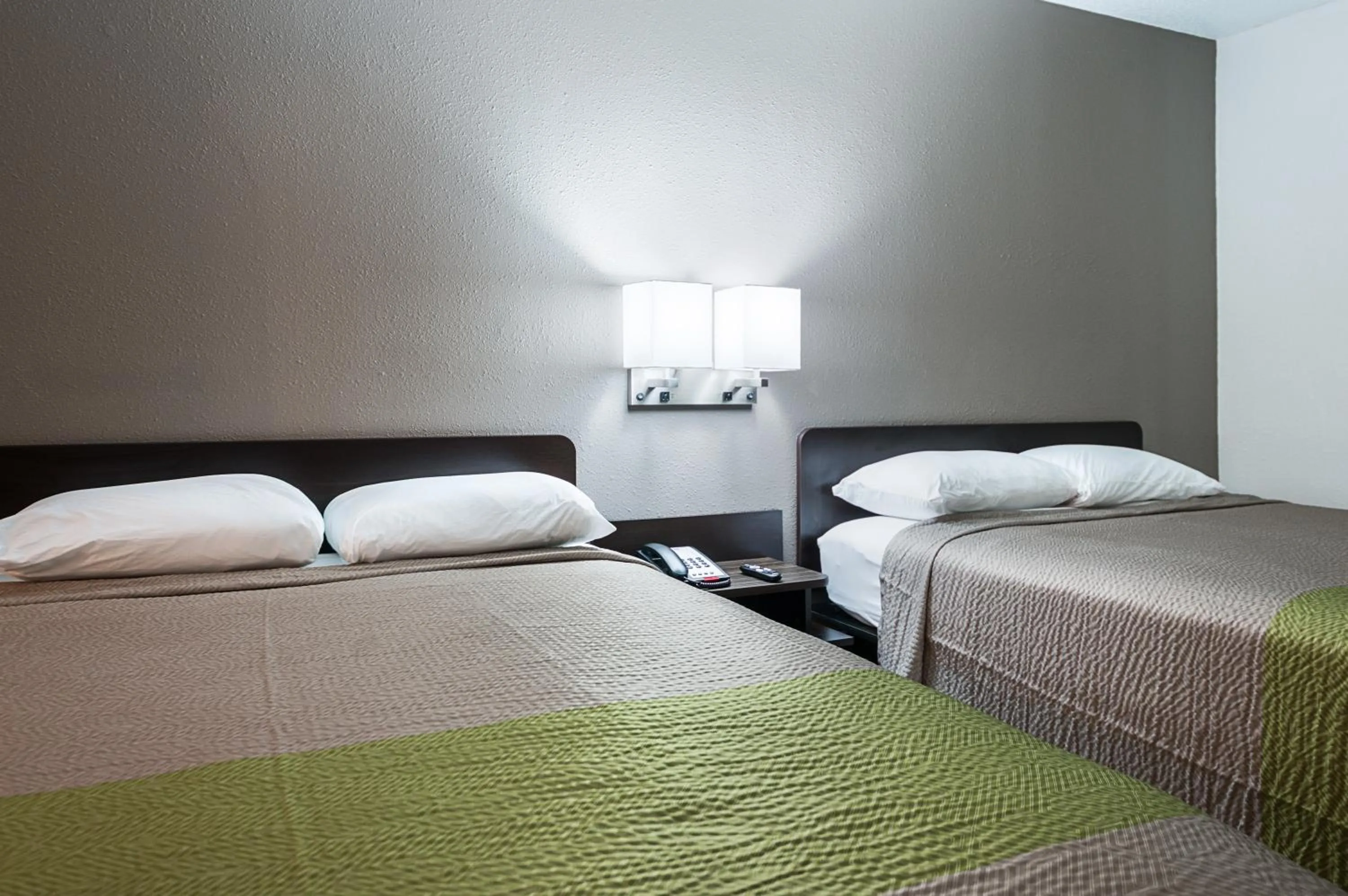 Bedroom, Bed in Motel 6-New Iberia, LA