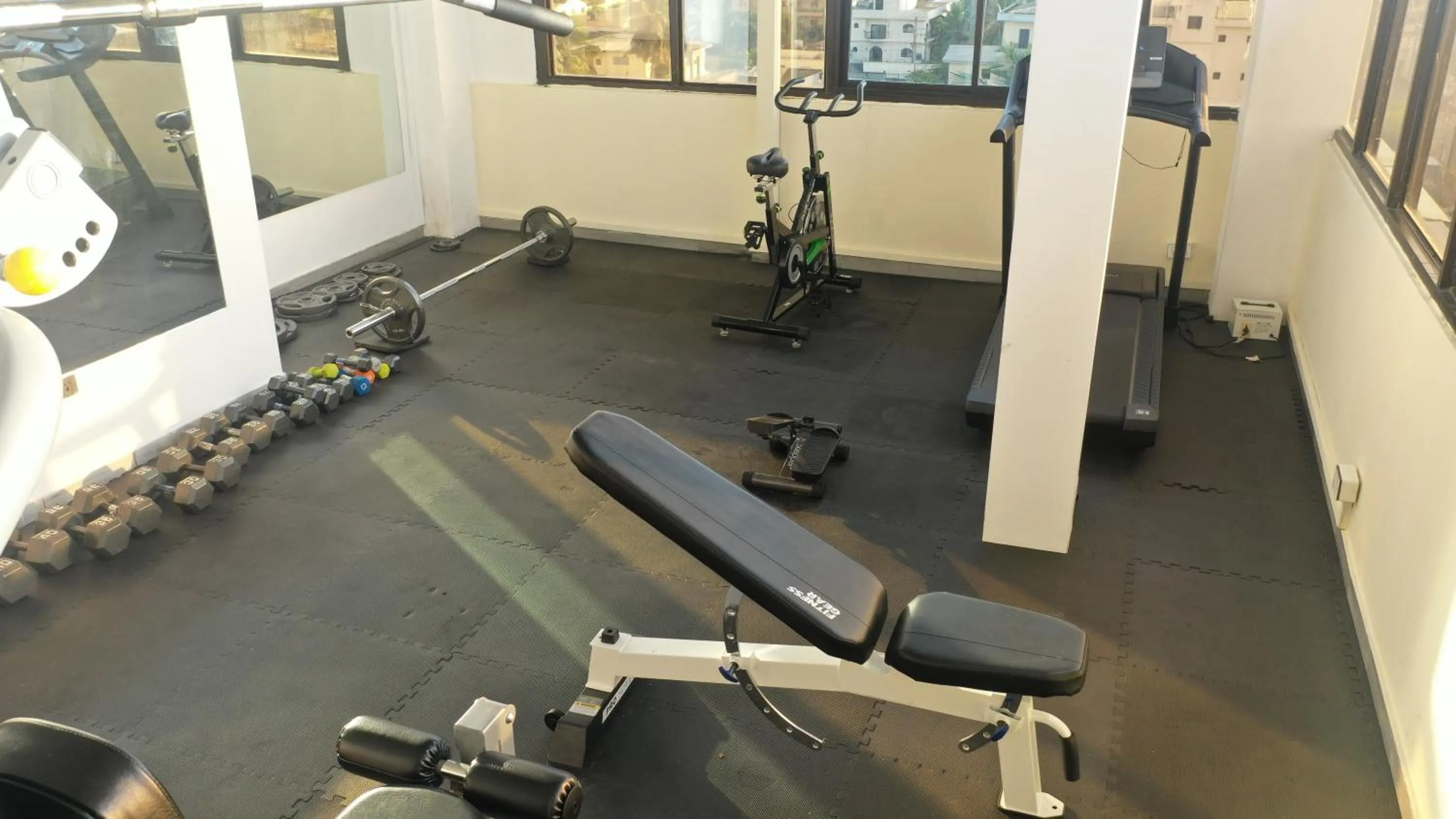 Murex Plaza Hotel & Suites