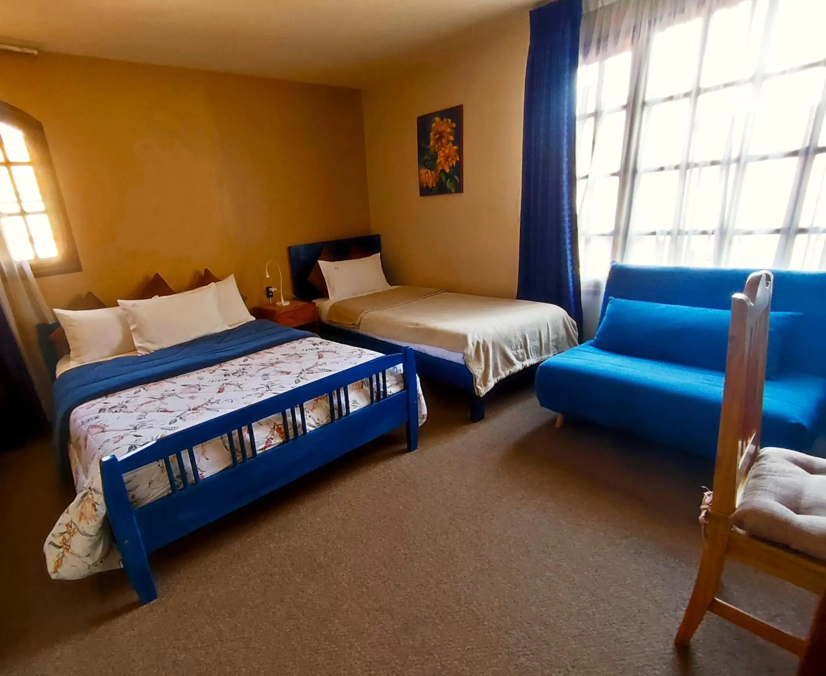 Family Room with Shower - single occupancy in Hotel Boutique La Casa de Margarita Family Room with Shower - single occupancy in Hotel Boutique La Casa de Margarita