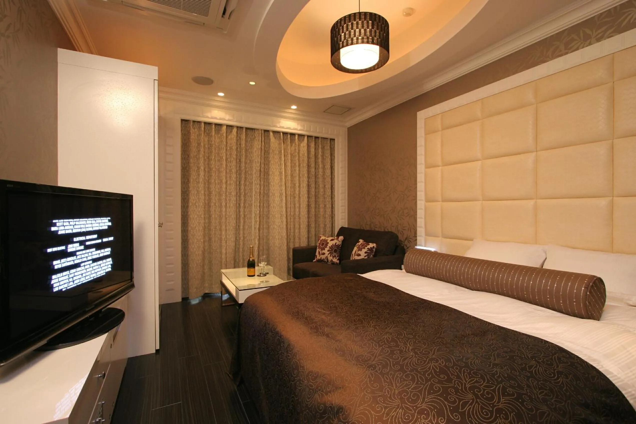 Bed in HOTEL W-PREMIUM -W GROUP HOTELS and RESORTS-