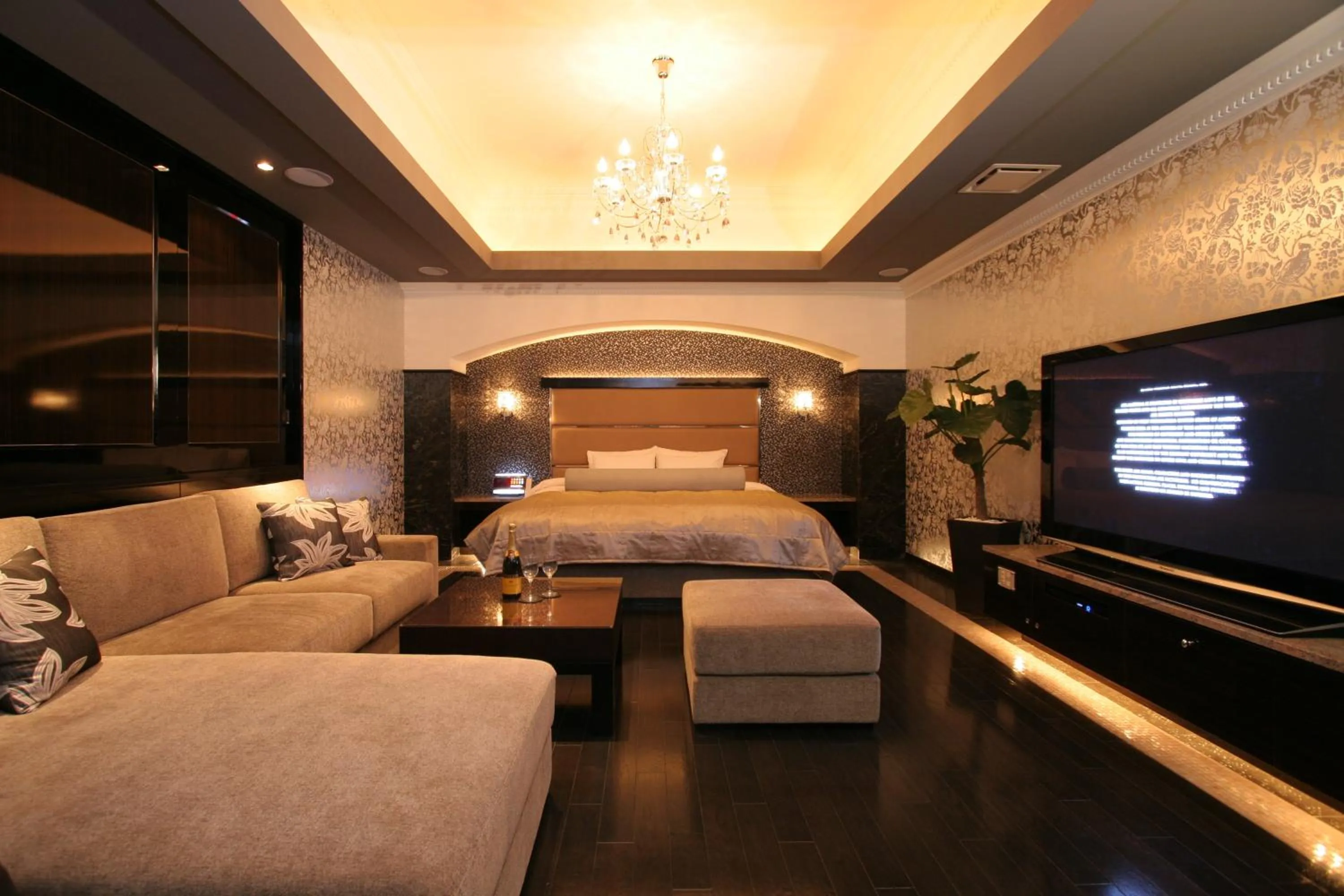 Photo of the whole room, Bed in HOTEL W-PREMIUM -W GROUP HOTELS and RESORTS-
