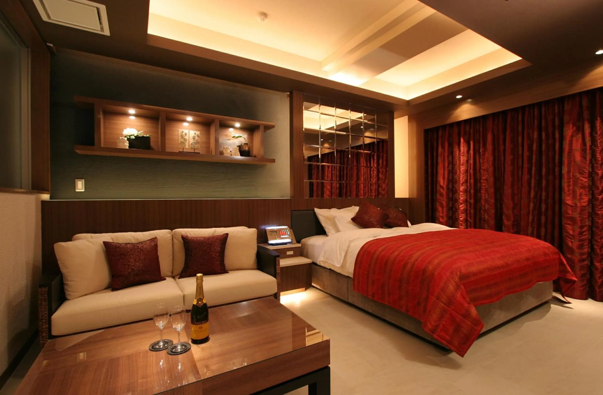 Bed in HOTEL W-PREMIUM -W GROUP HOTELS and RESORTS-