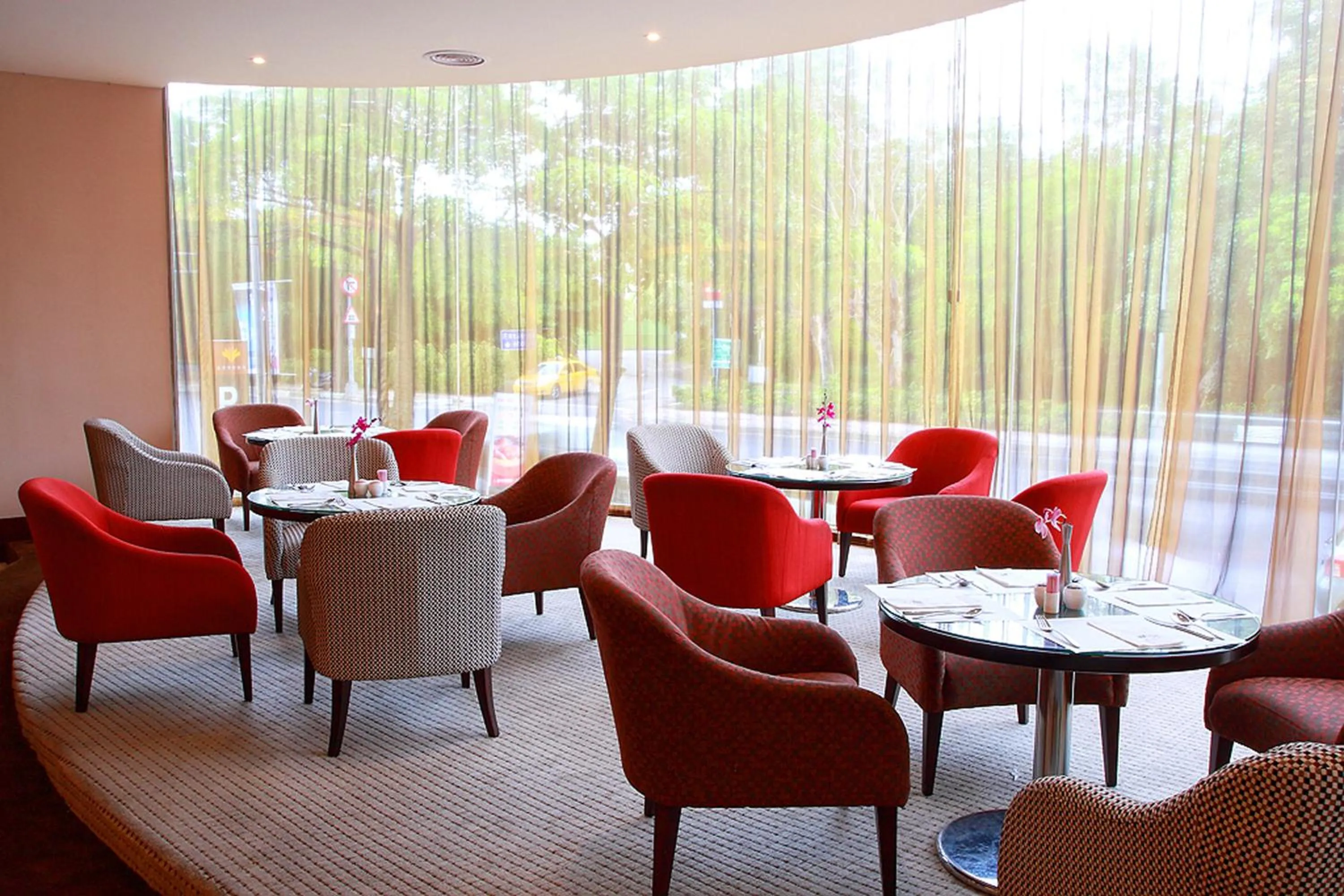 Buffet breakfast, Restaurant/Places to Eat in Garden Villa