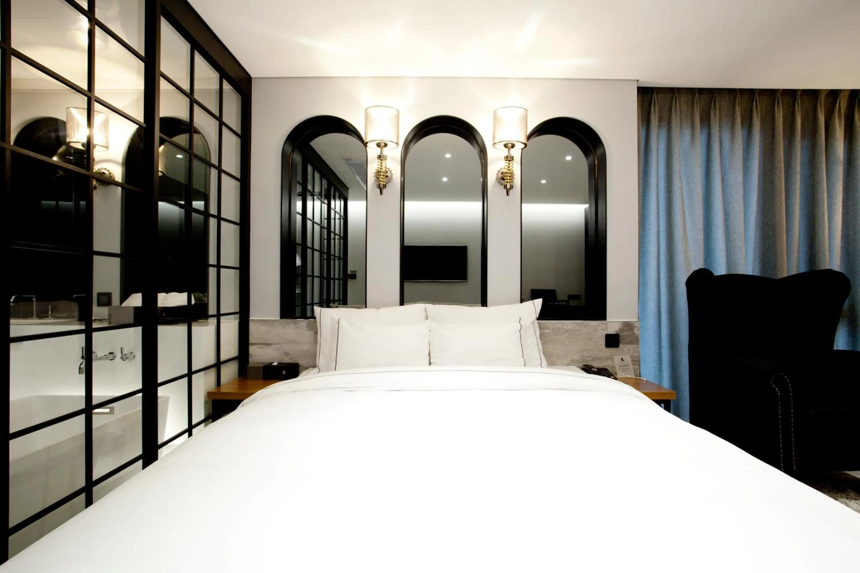 Decorative detail, Bed in Hotel Forestar