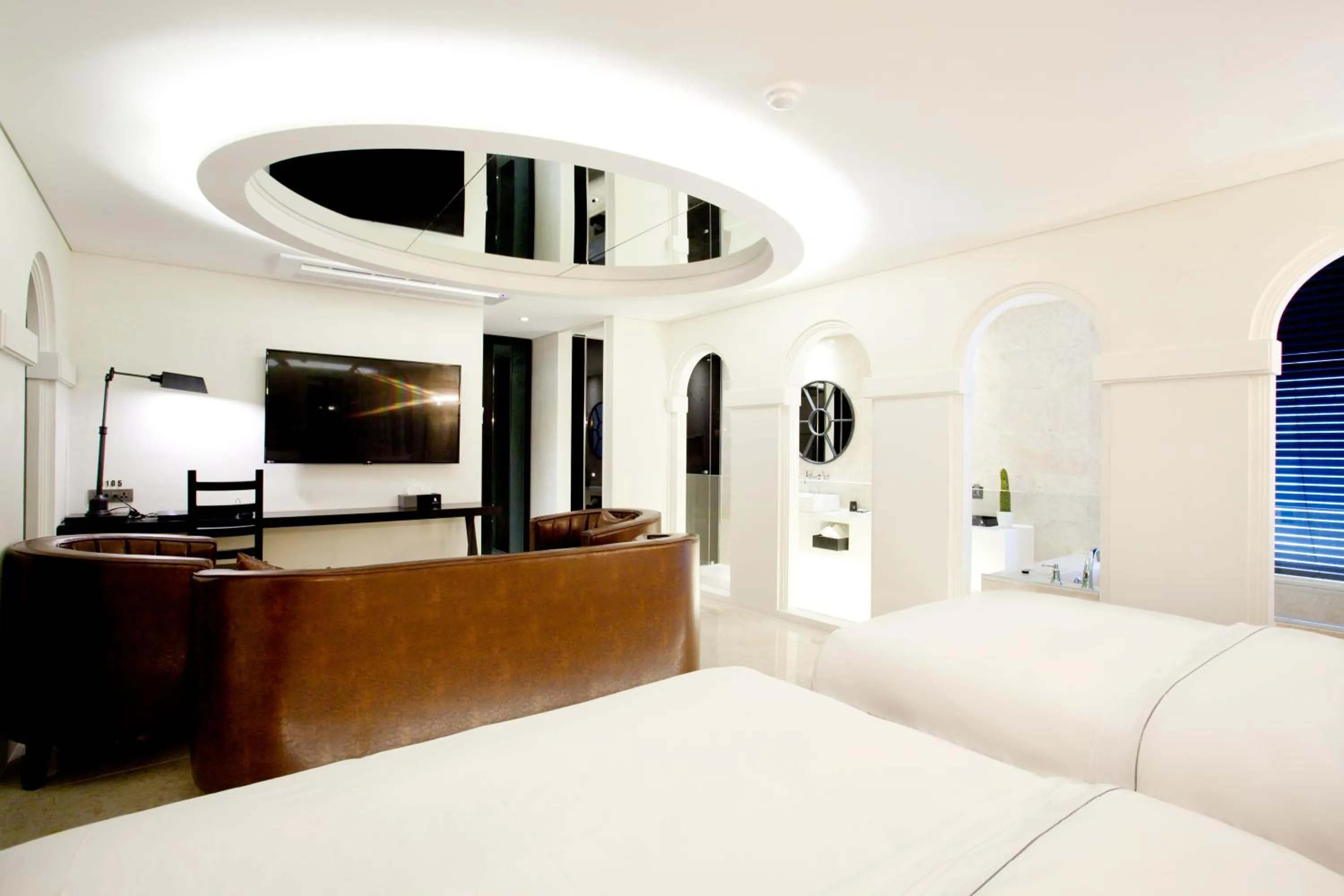 Decorative detail, Bed in Hotel Forestar