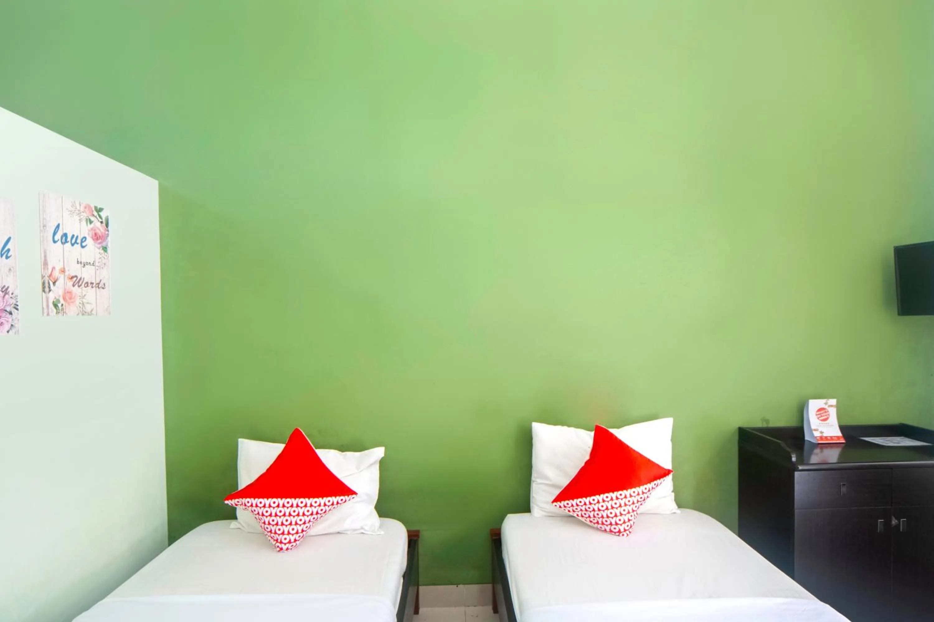 Bedroom in PoLaz (Bed 'n Brew)