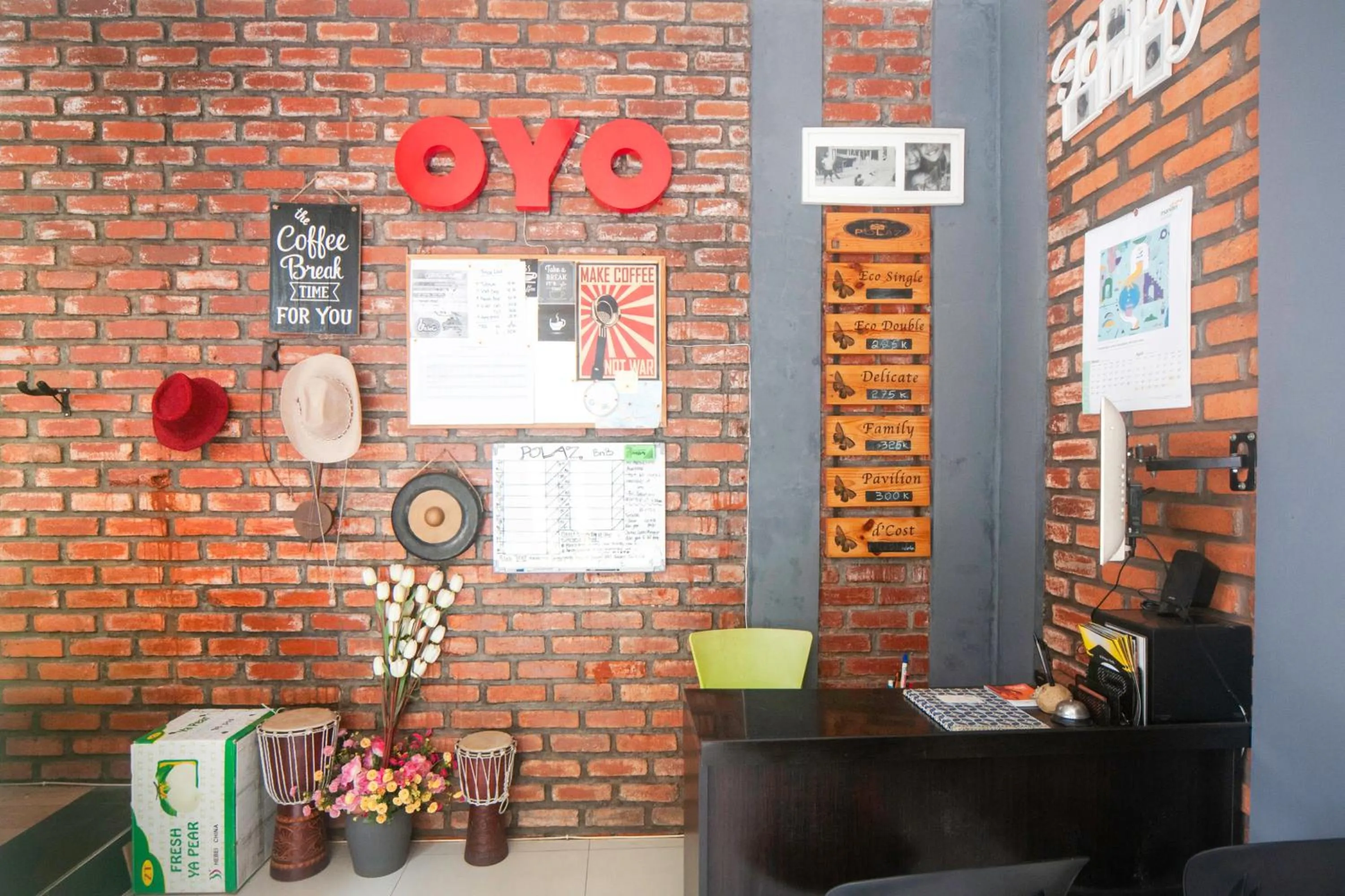 Lobby or reception in PoLaz (Bed 'n Brew)