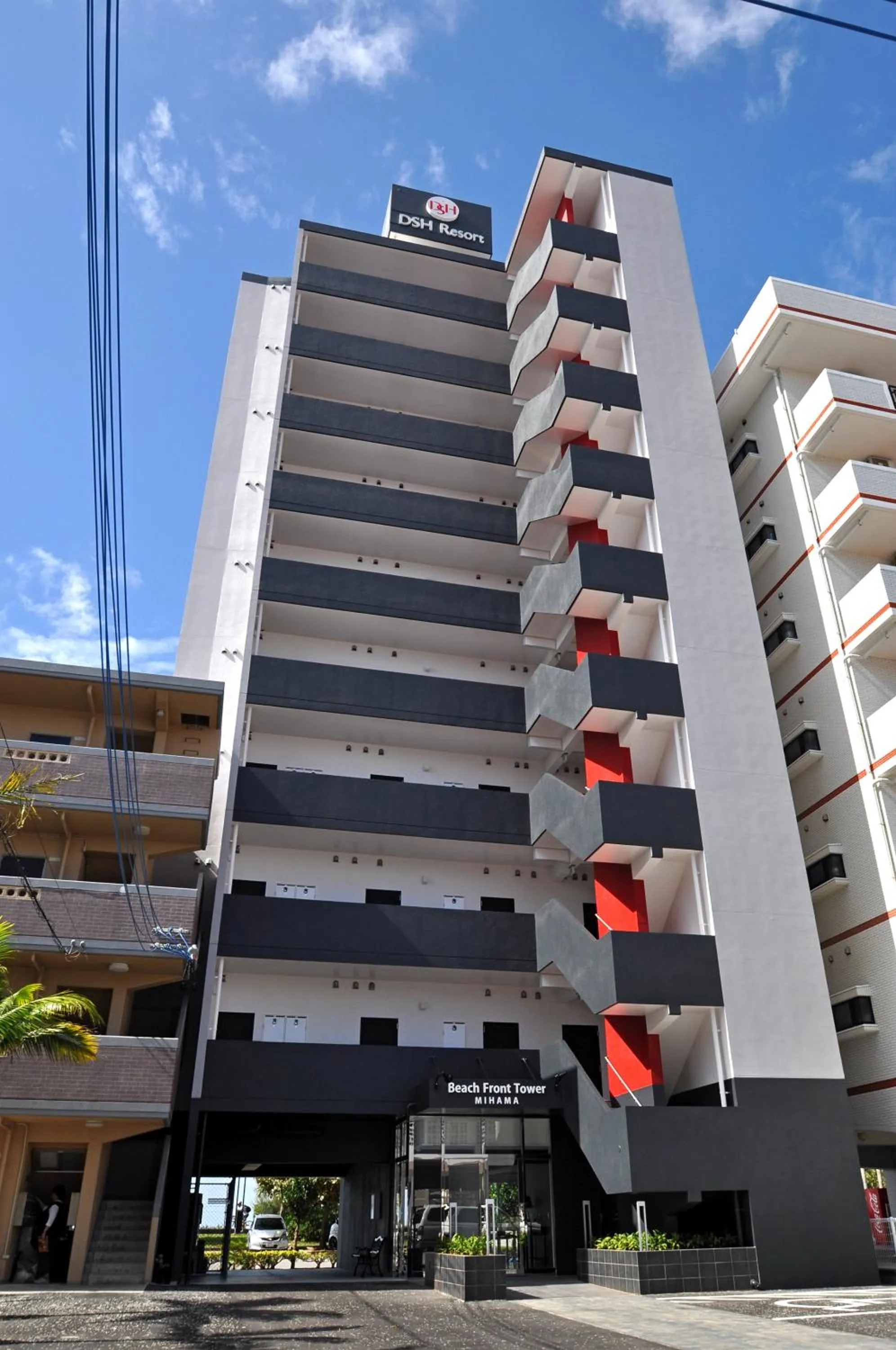 Property building in Beach Front Tower Mihama by DSH