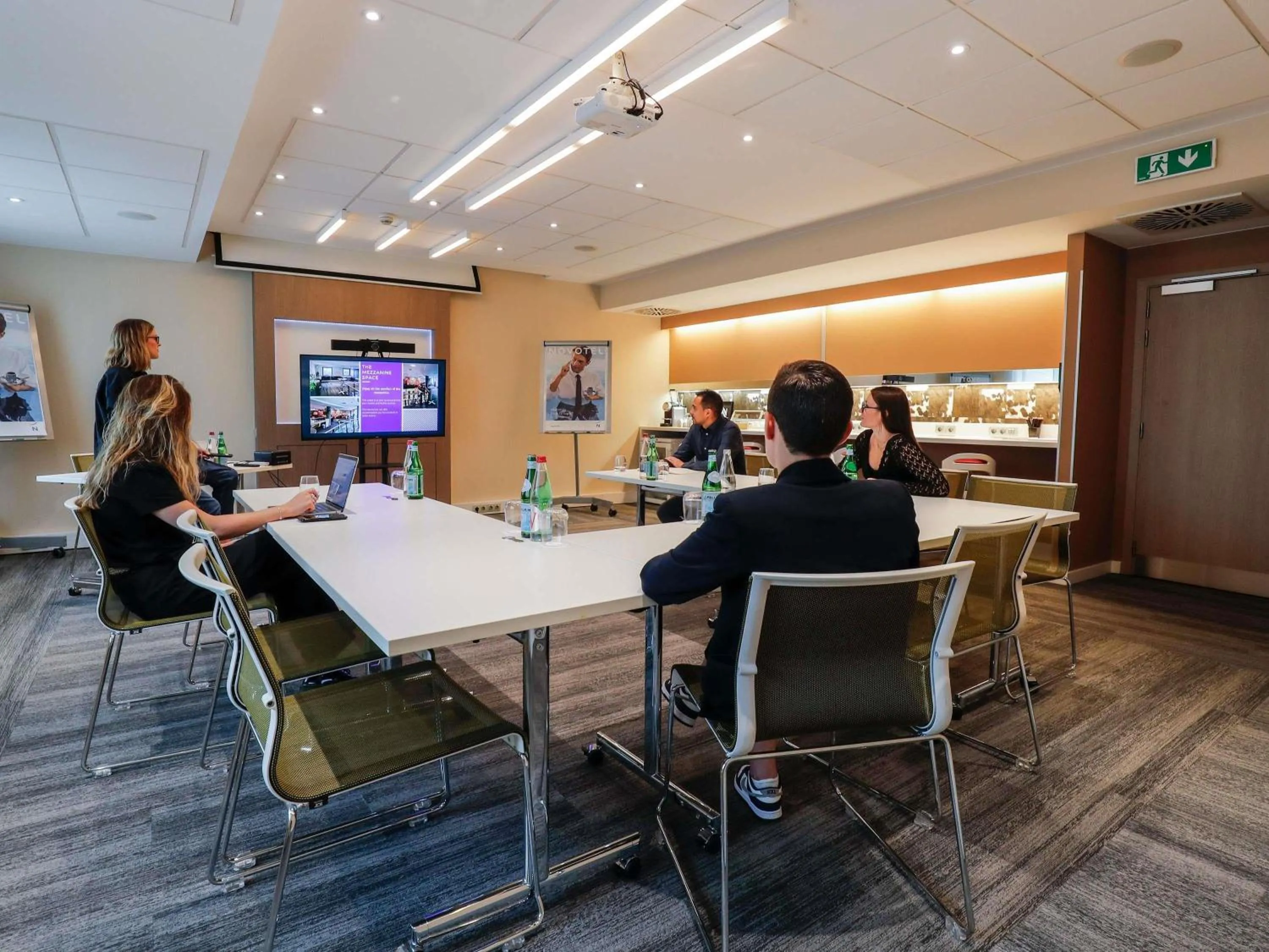 Meeting/conference room in Novotel Luxembourg Centre