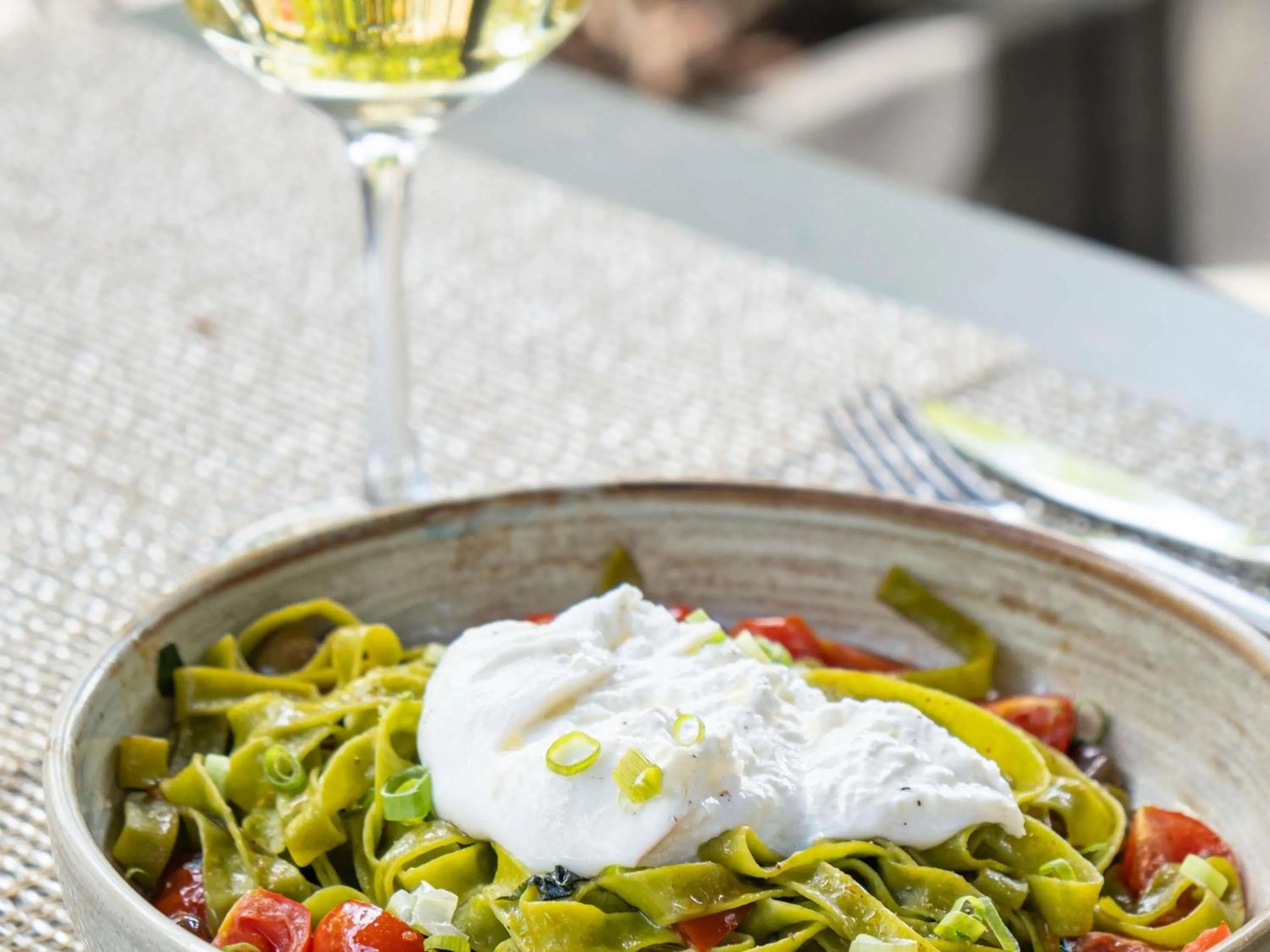 Restaurant/places to eat in Novotel Luxembourg Centre