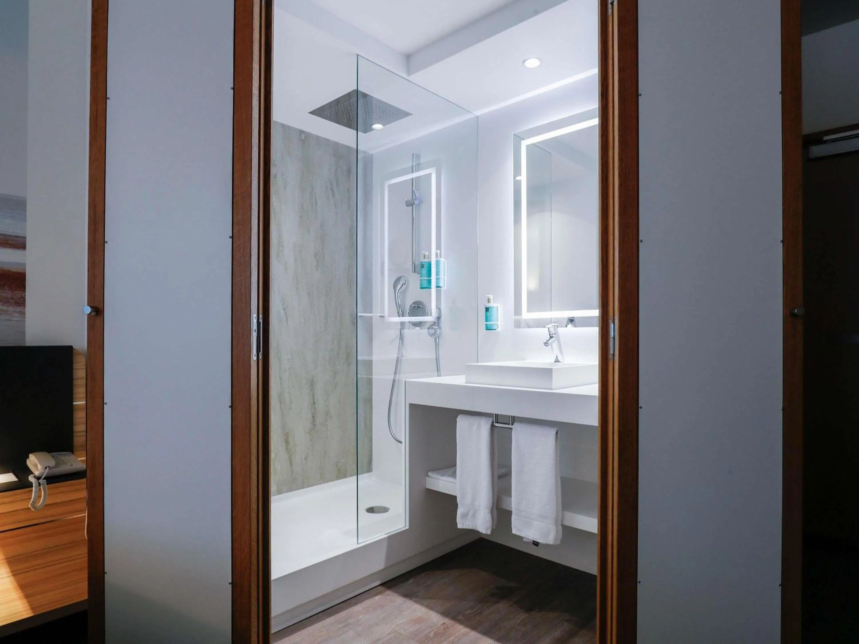 Bedroom in Novotel Luxembourg Centre