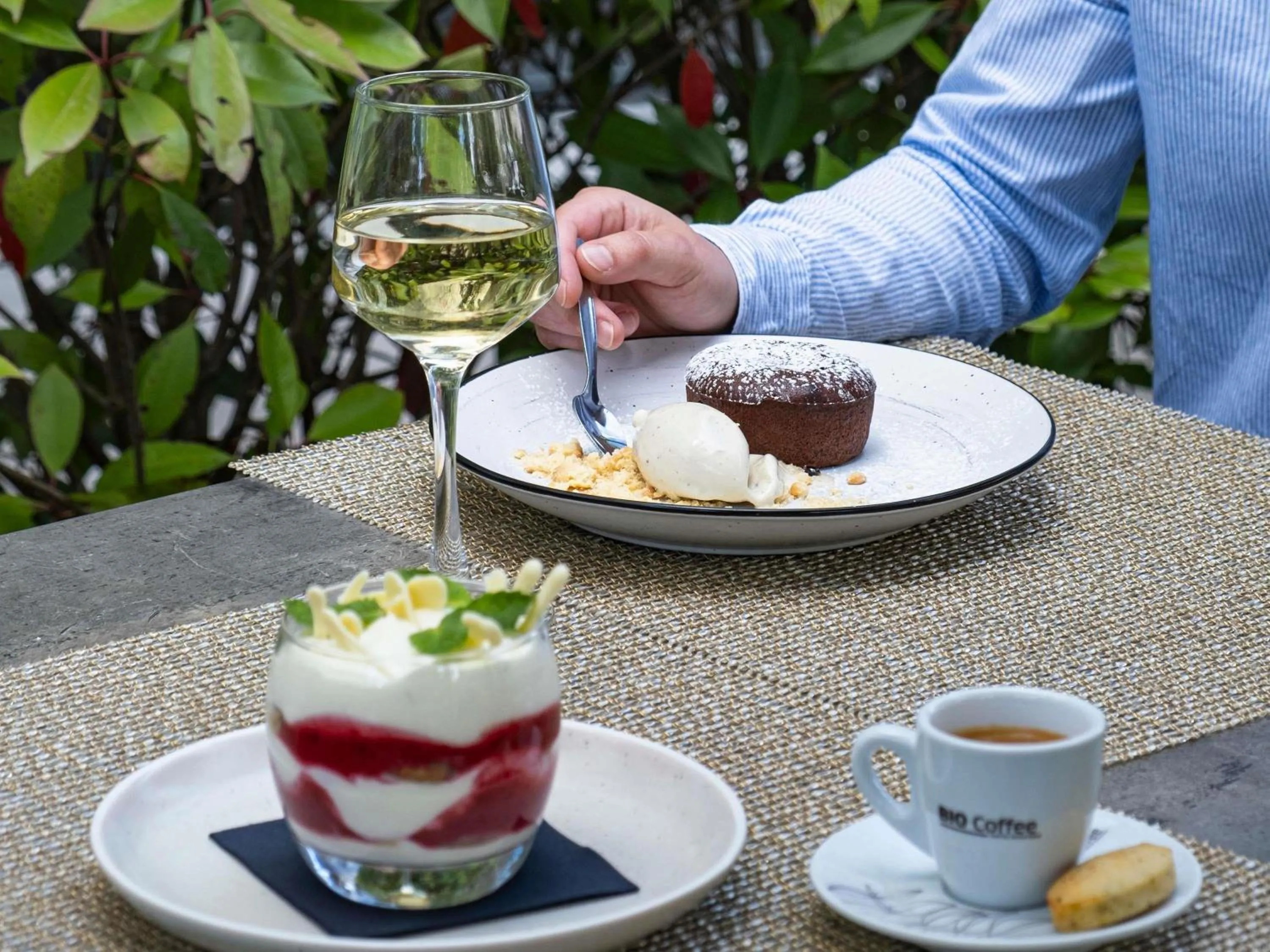 Restaurant/places to eat in Novotel Luxembourg Centre