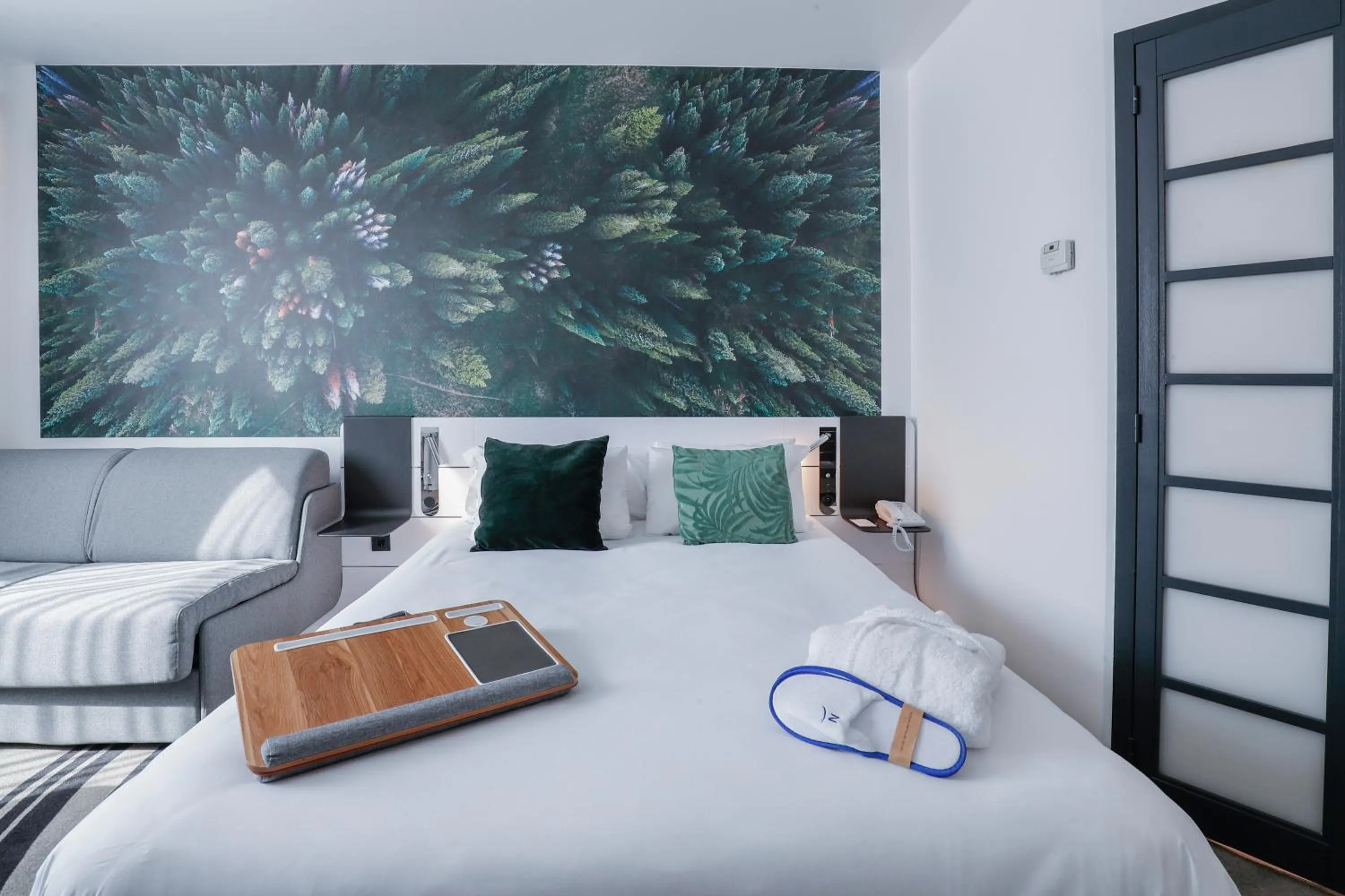 Bedroom, Bed in Novotel Luxembourg Centre