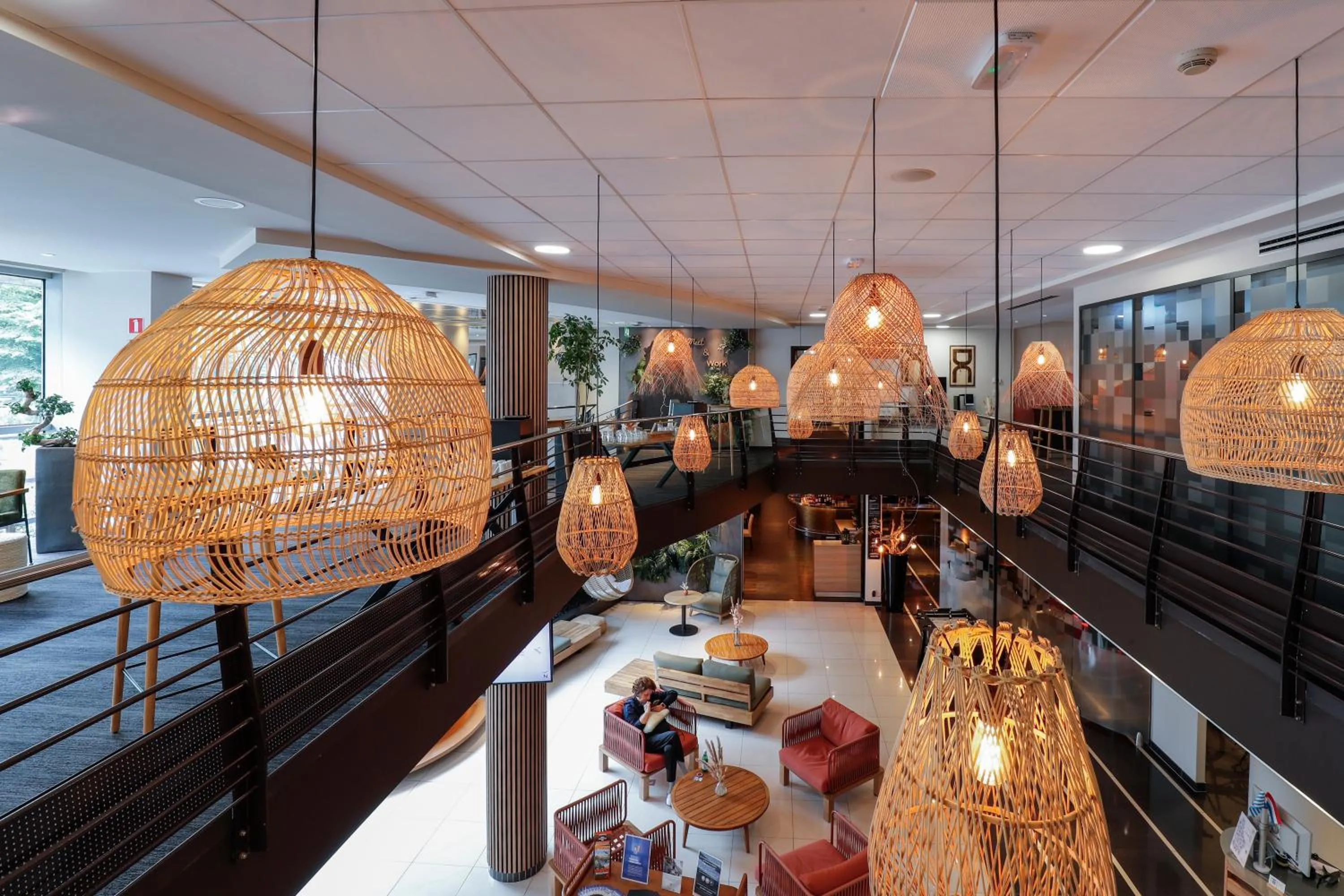 Lobby or reception in Novotel Luxembourg Centre