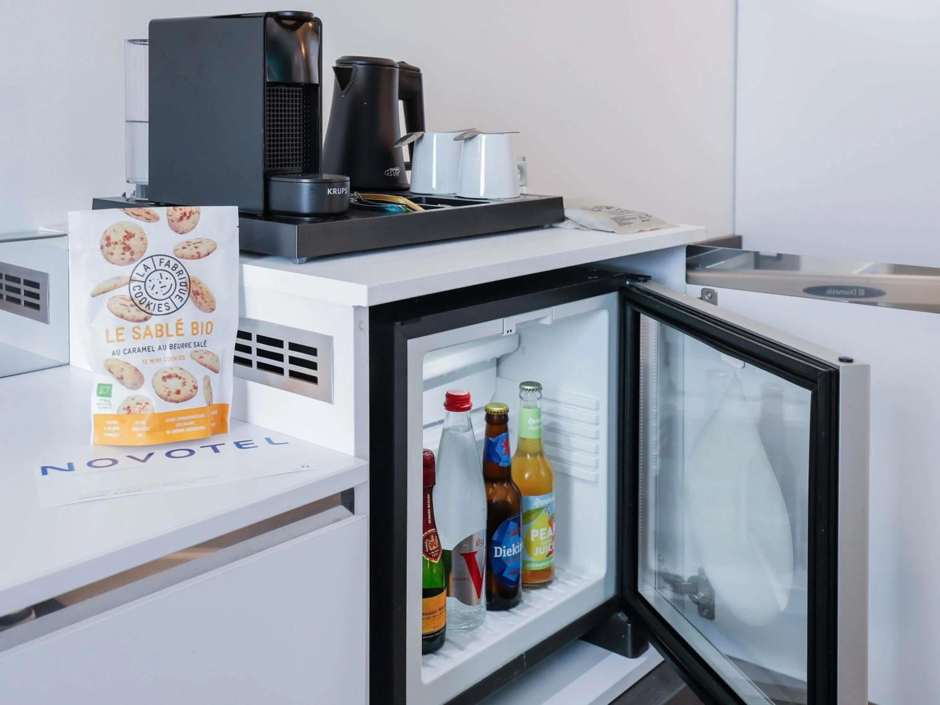 Bedroom in Novotel Luxembourg Centre